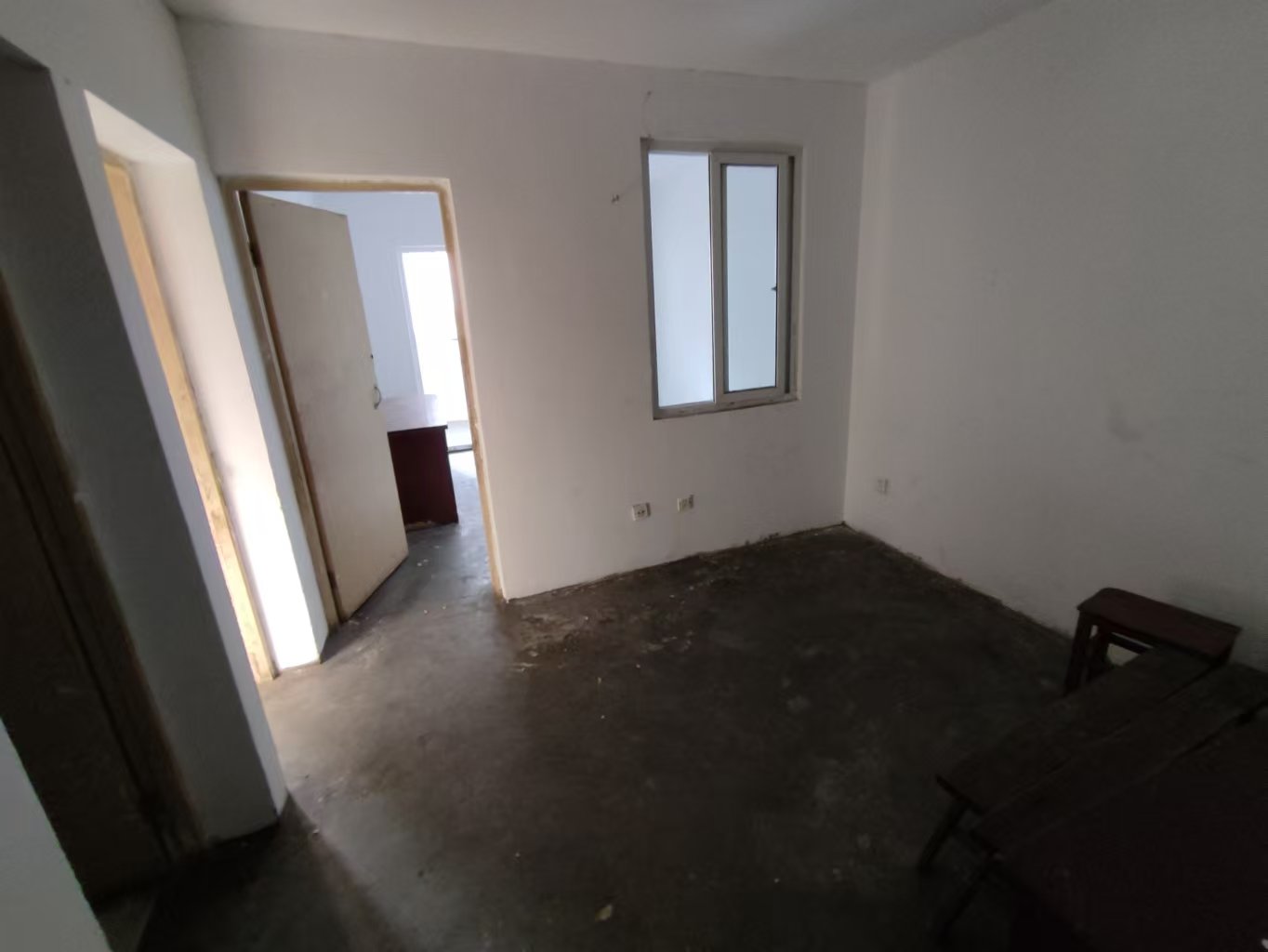 城港花苑西区 1室1厅1卫 44.07m²