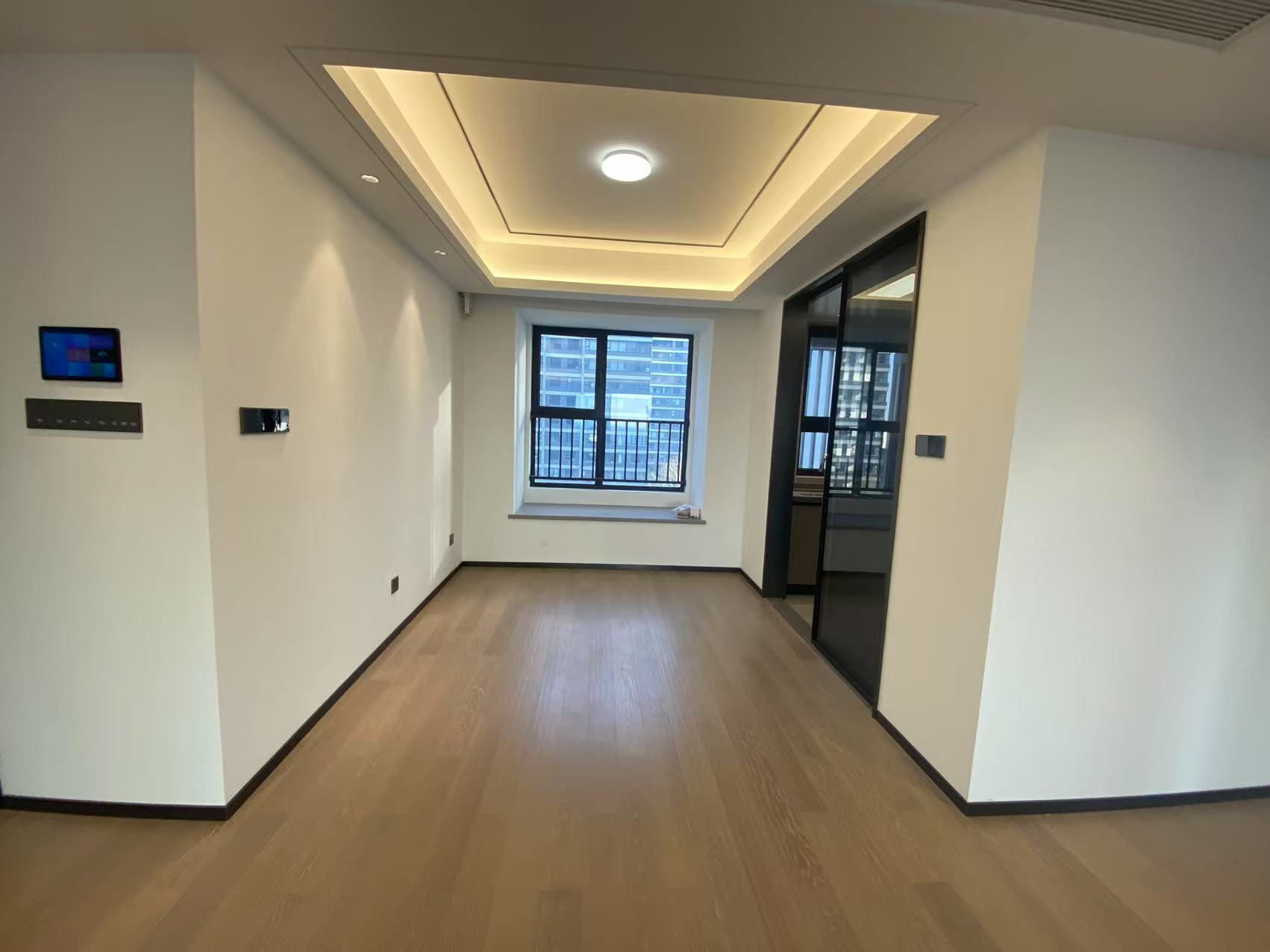 滨江道静园 4室2厅2卫 143.36m&sup2;