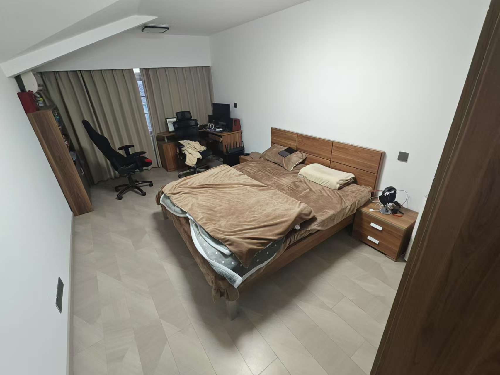 锦安花园一期 4室2厅2卫 140.86m&sup2;