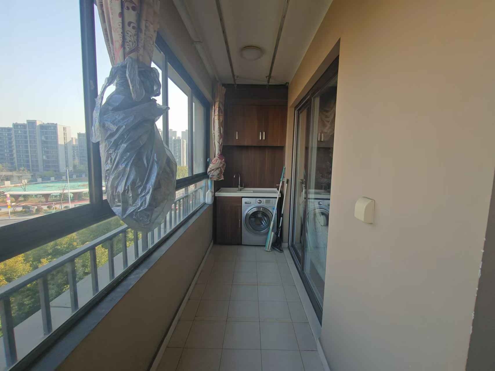 万科金域蓝湾 3室2厅2卫 135m&sup2;