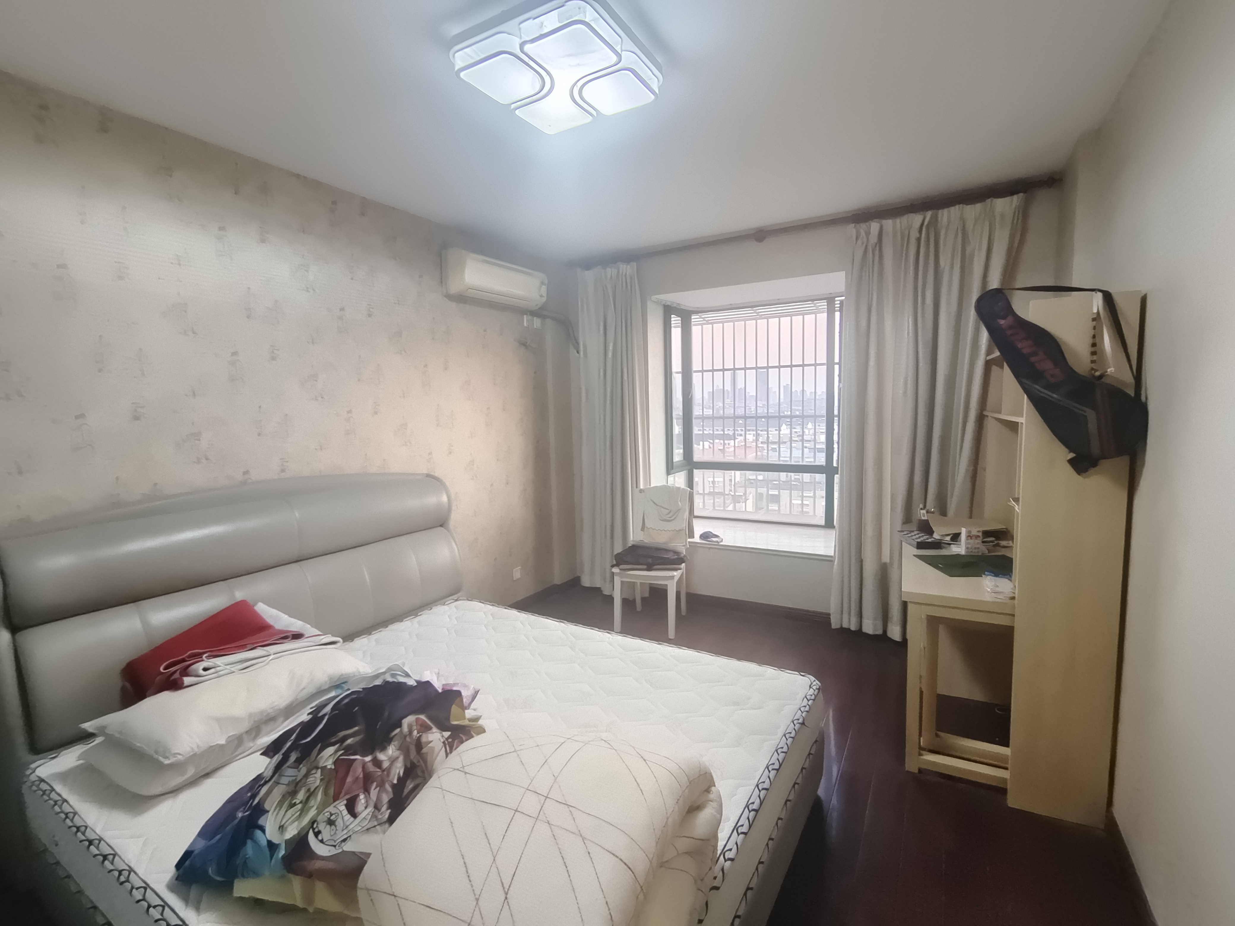 友谊家园 3室2厅2卫 156.77m&sup2;