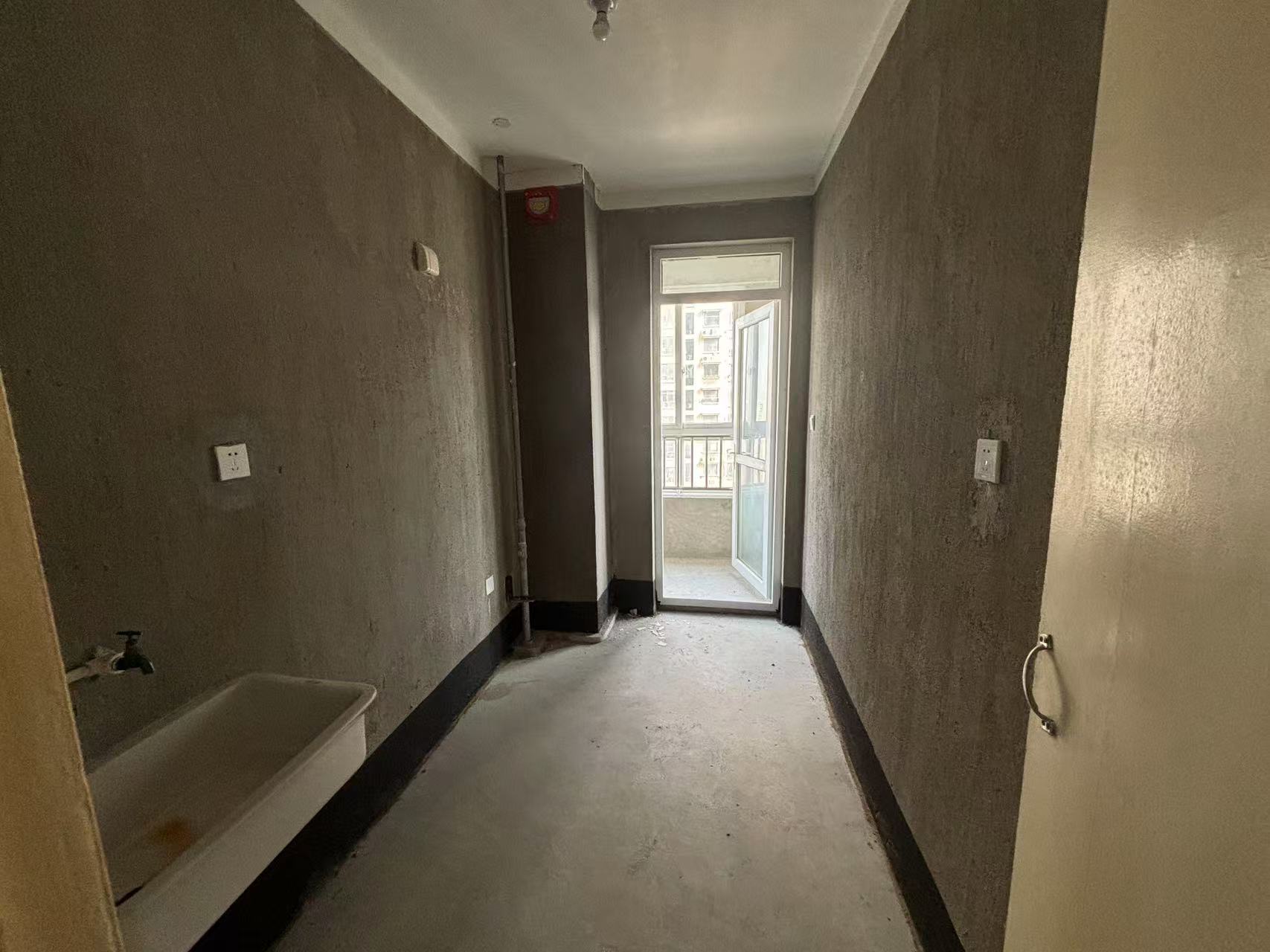 学士府 3室2厅1卫 106.76m&sup2;