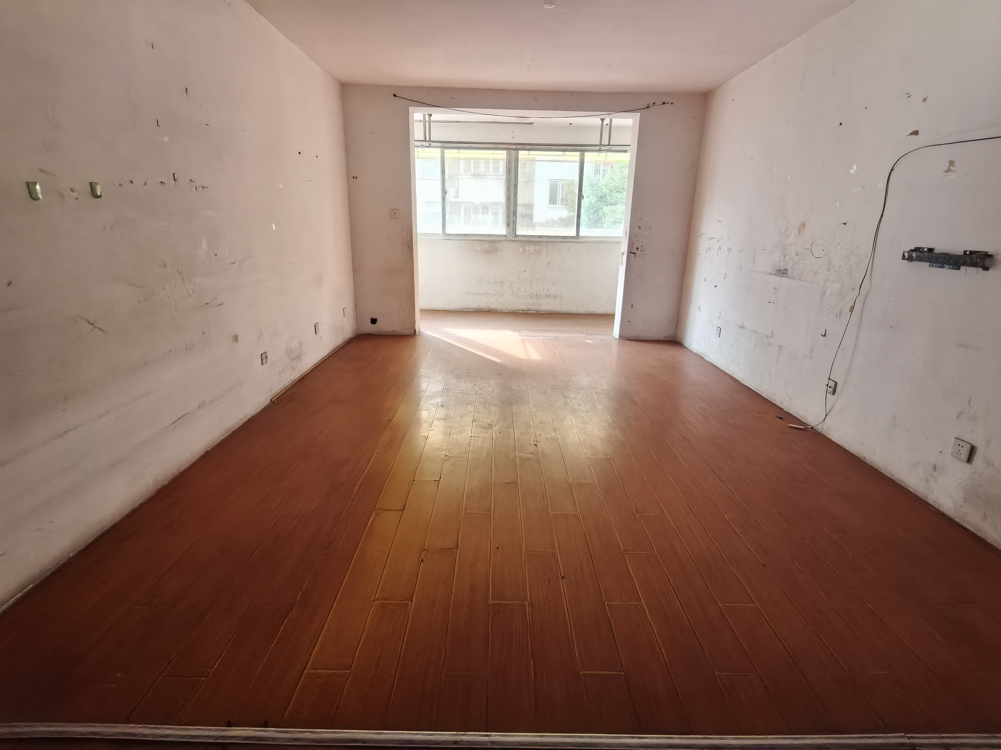 永兴佳园二期 2室2厅1卫 105.00m²