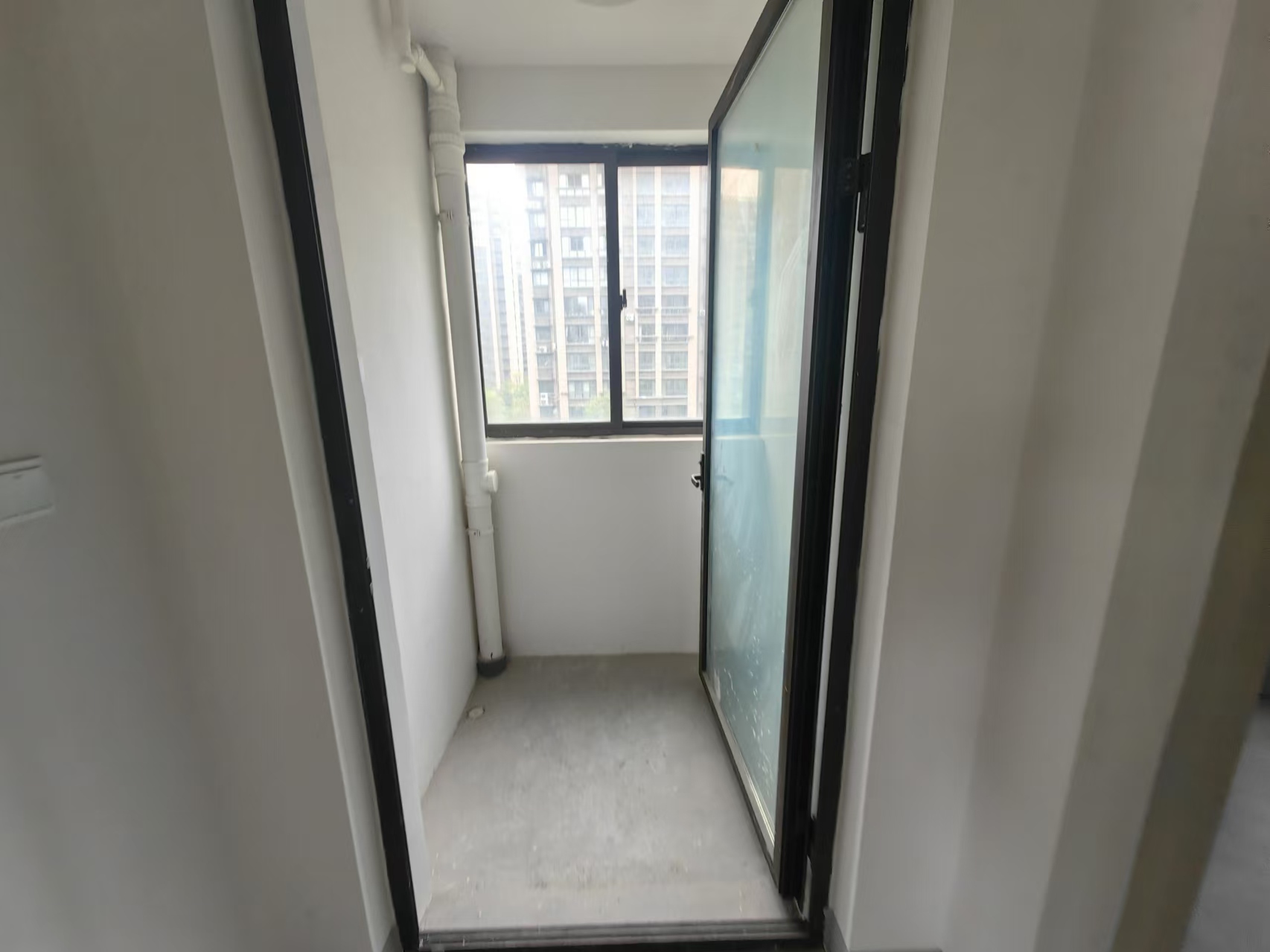 兴石花园 2室2厅1卫 80m&sup2;