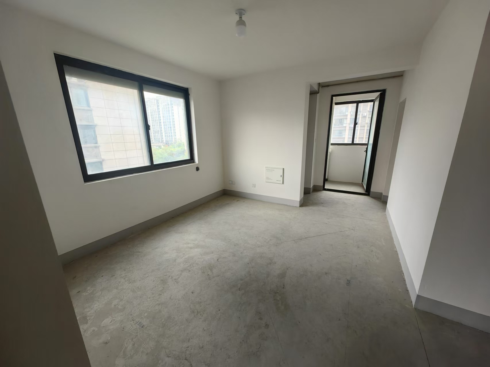 兴石花园 2室2厅1卫 80m&sup2;