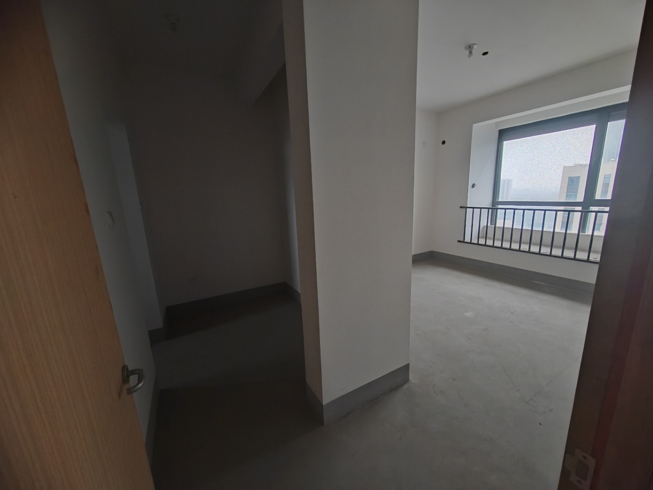 翠园 3室2厅1卫 105.00m&sup2;