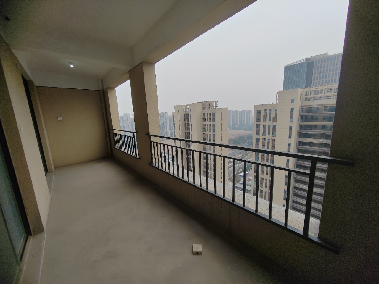 翠园 3室2厅1卫 105.00m&sup2;