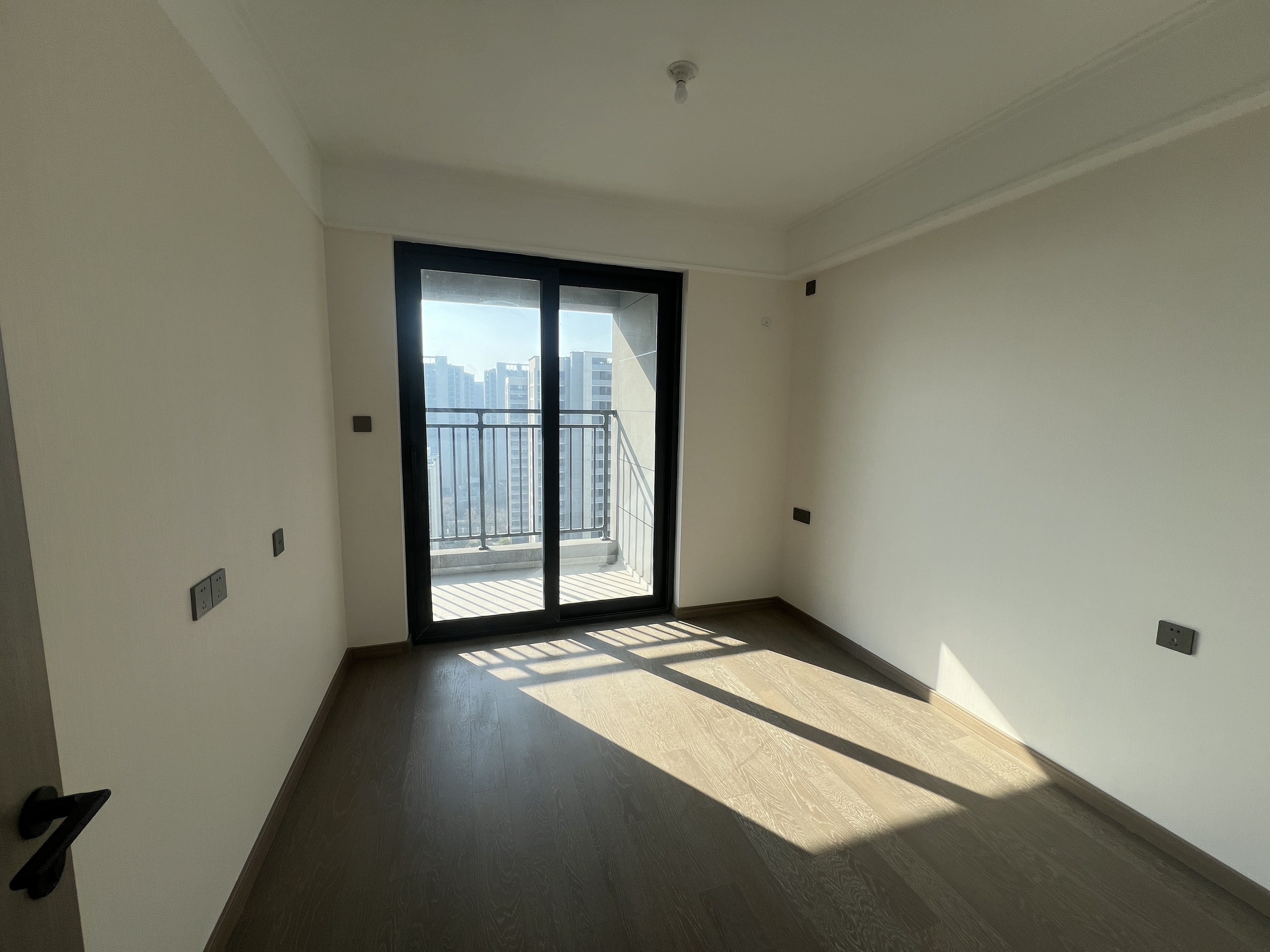 万科未来之光 3室2厅2卫 112.92m&sup2;