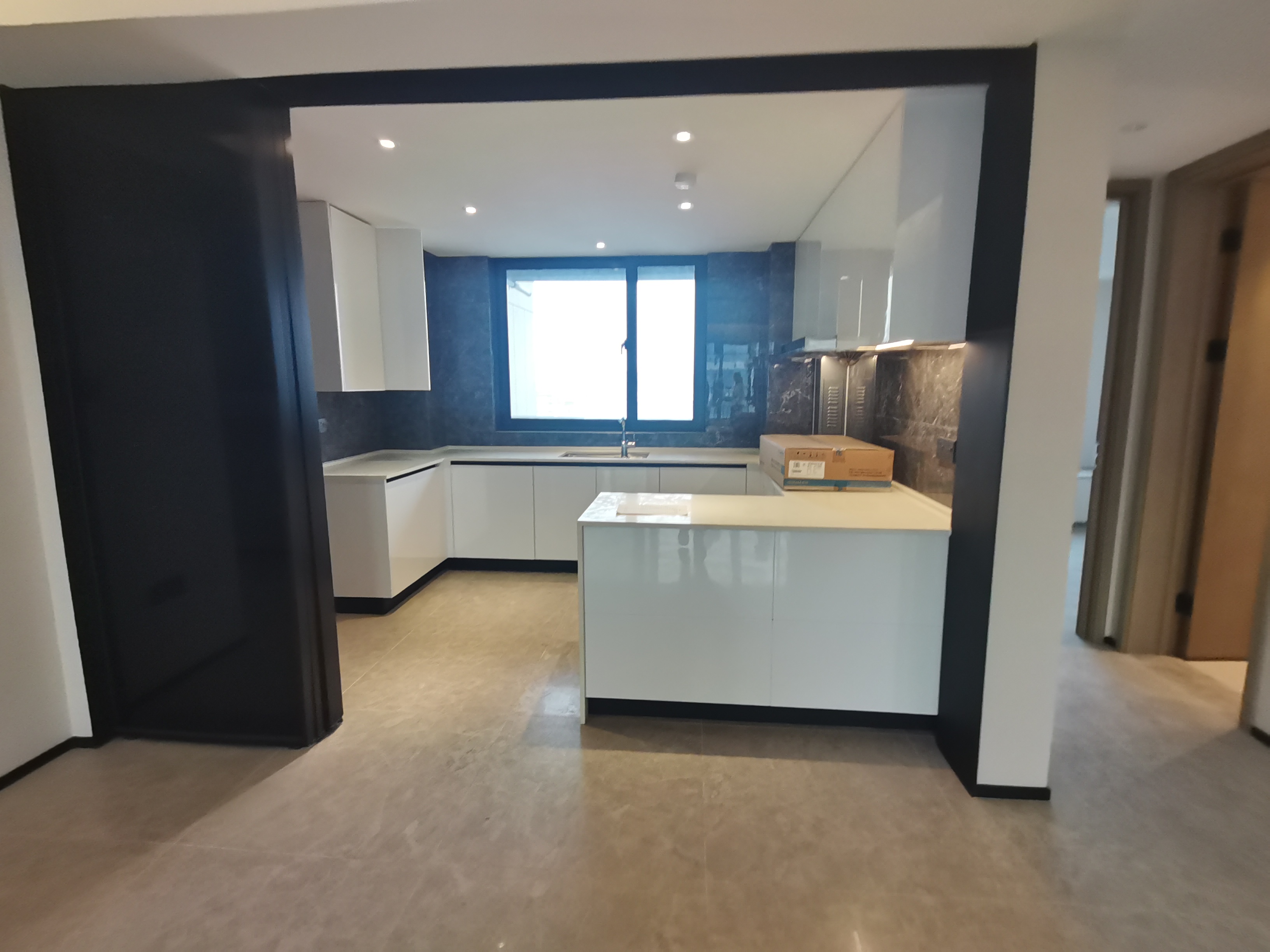 万科官山望 3室2厅2卫 142.16m&sup2;