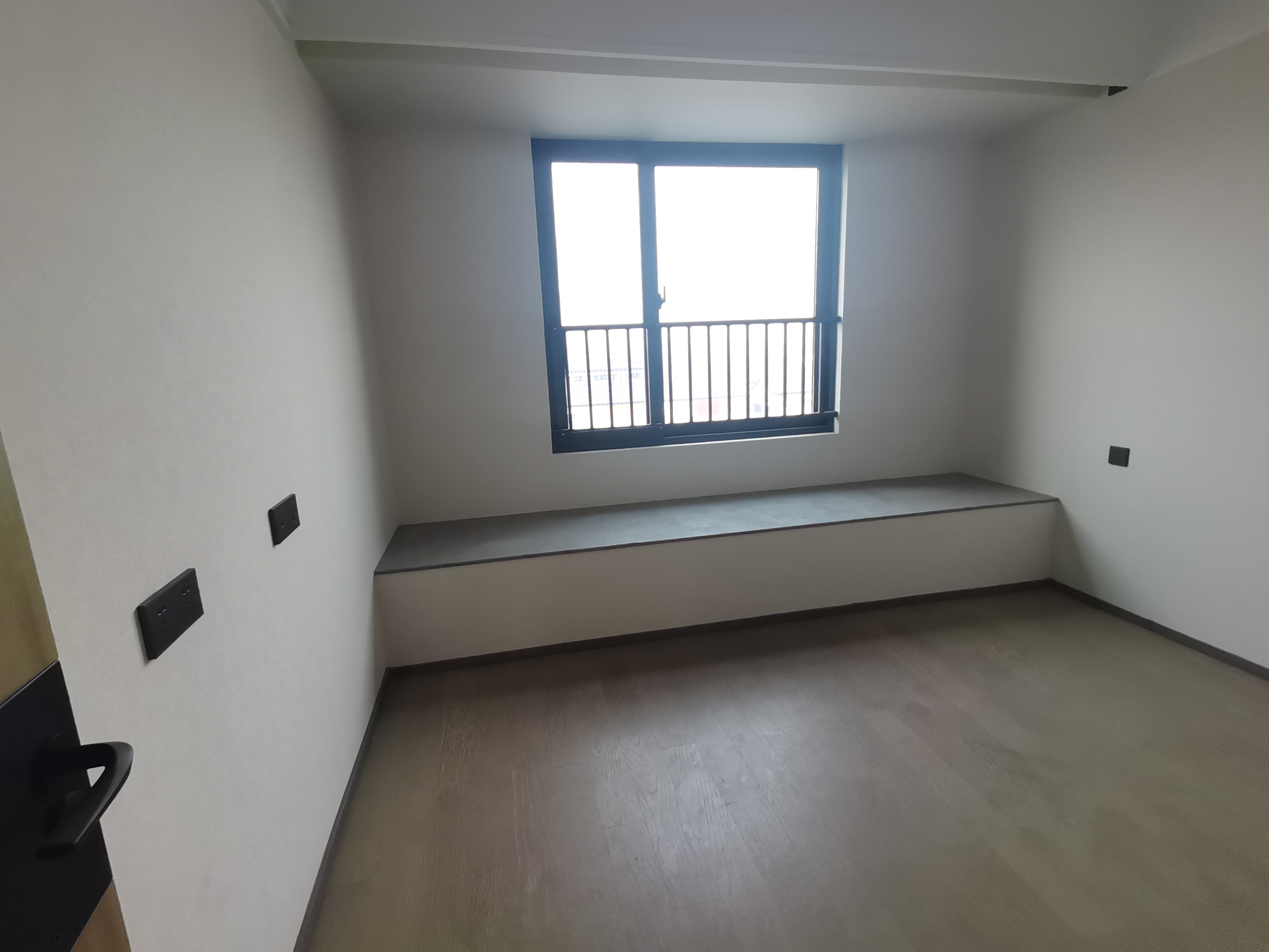 万科官山望 3室2厅2卫 142.16m&sup2;