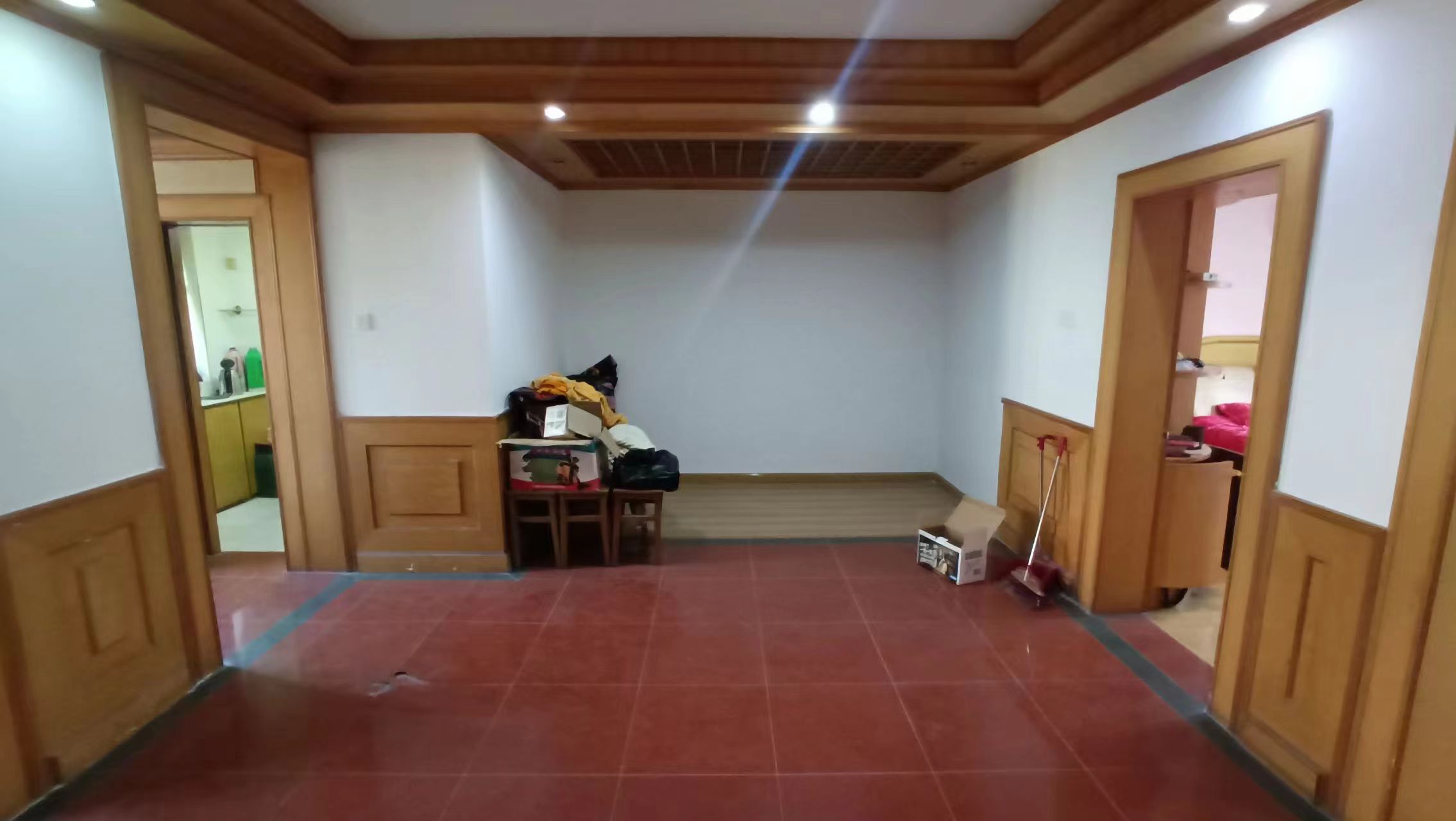 虹桥东村 2室1厅1卫 85m²