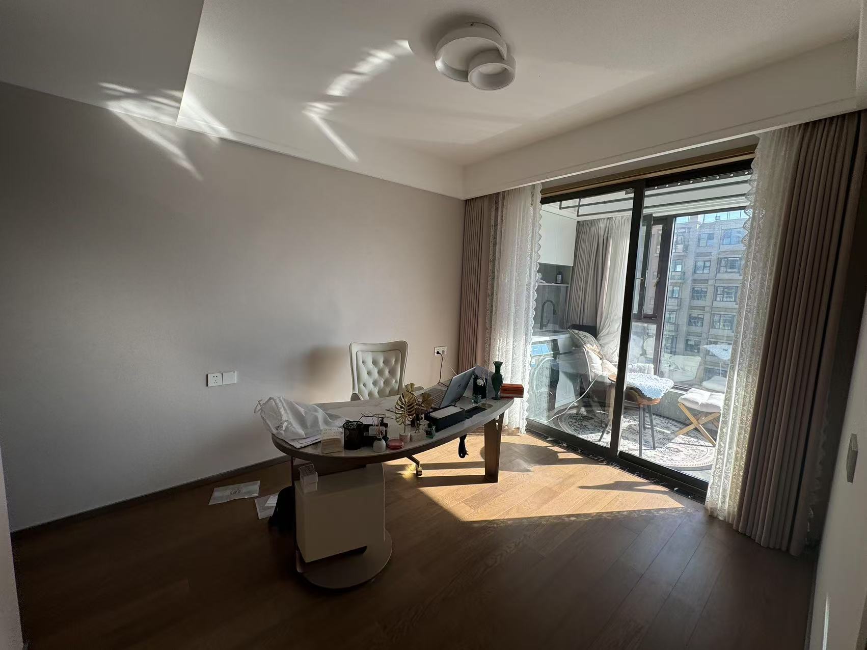 远创宸樾 3室2厅1卫 98.00m&sup2;