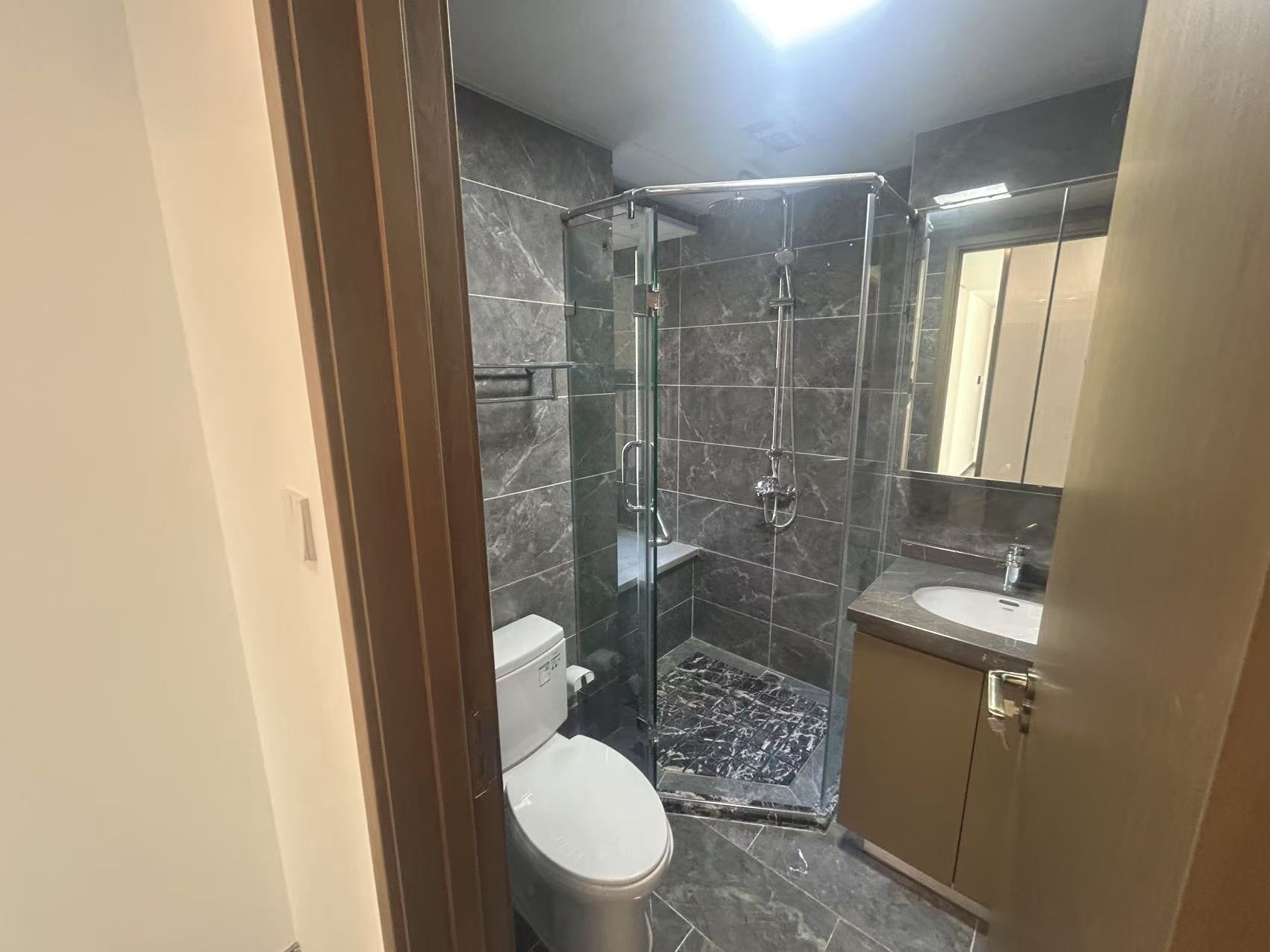 远创宸樾 3室2厅1卫 98m&sup2;