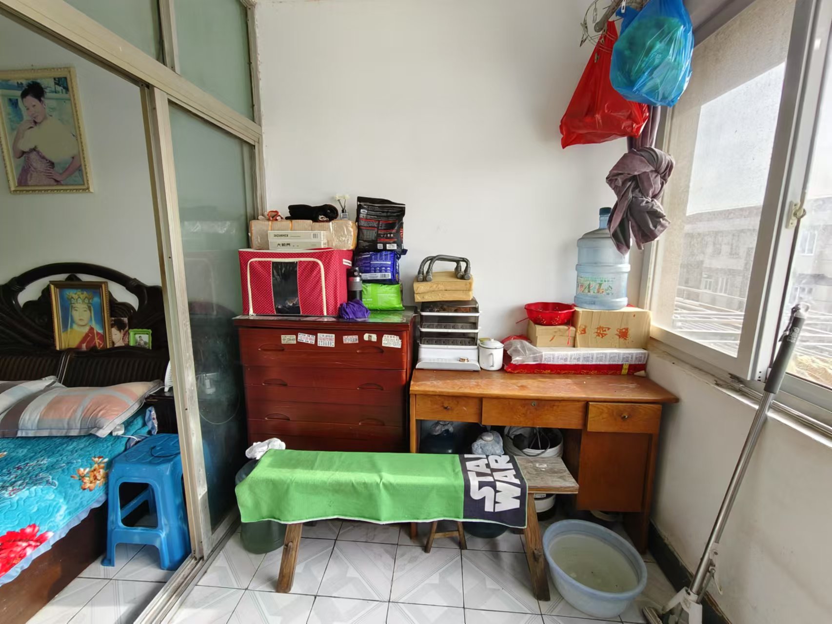 城港新村 2室1厅1卫 70m&sup2;
