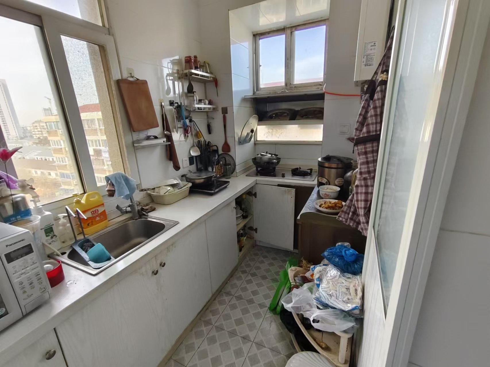 城港新村 2室1厅1卫 70m&sup2;