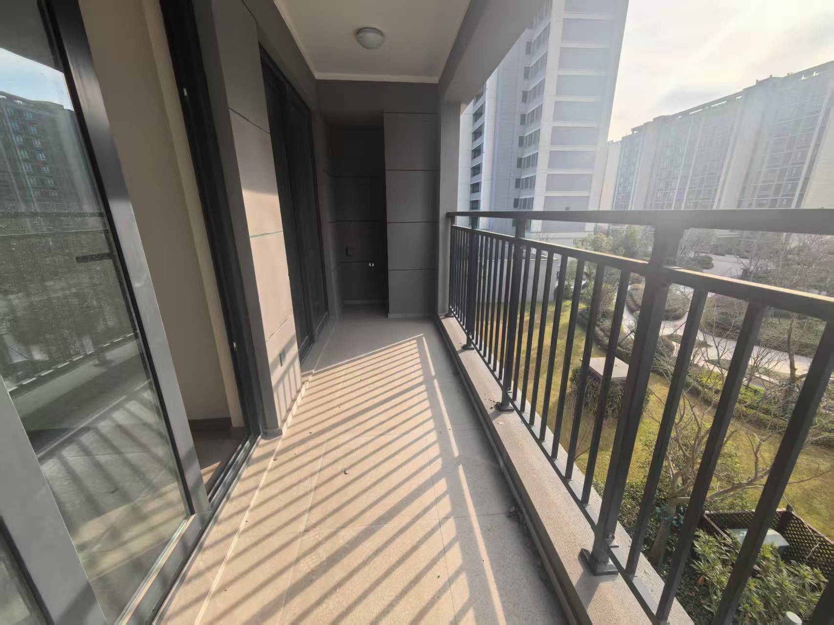 万科未来之光 3室2厅1卫 98m&sup2;