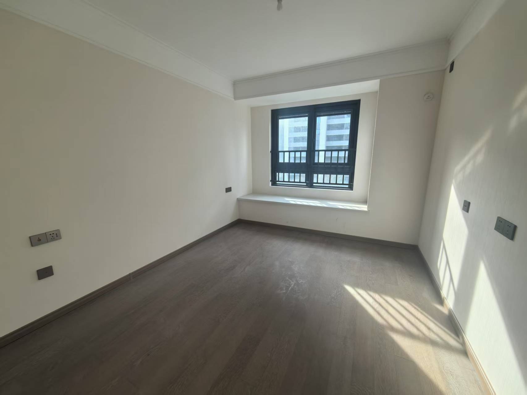 万科未来之光 3室2厅1卫 98m&sup2;