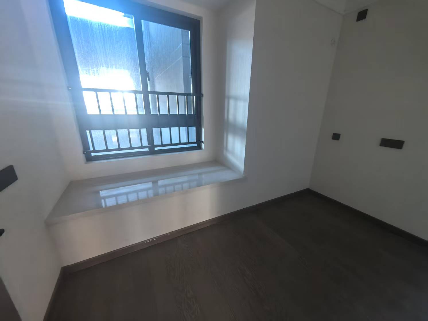 万科未来之光 3室2厅1卫 98m&sup2;