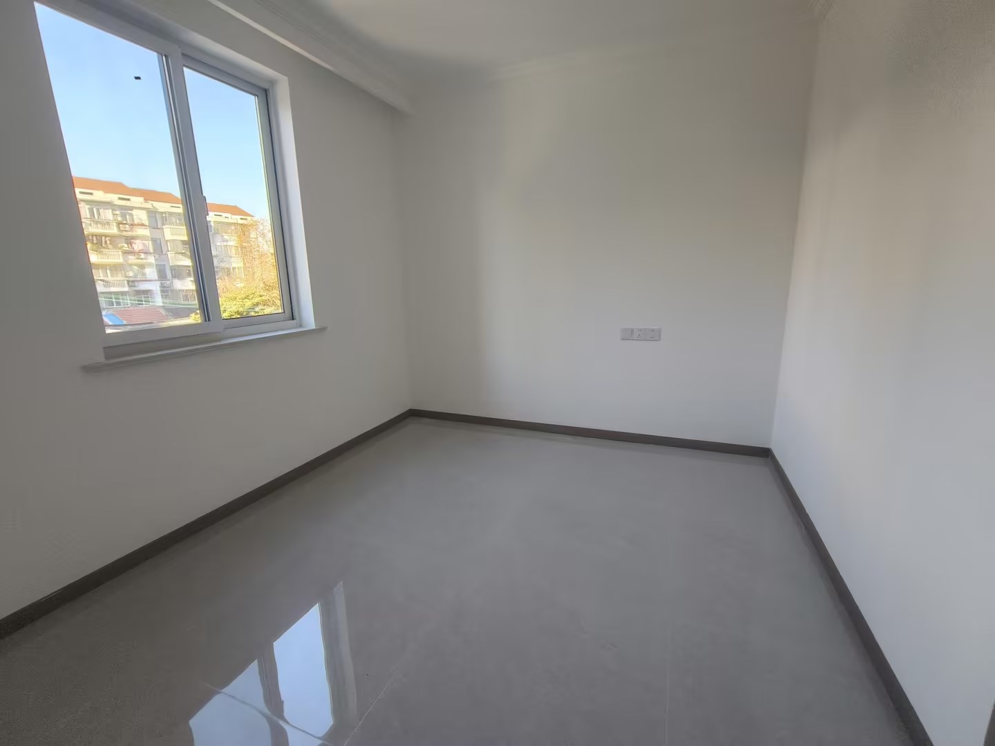 医校小巷6号 3室1厅1卫 72.7m²