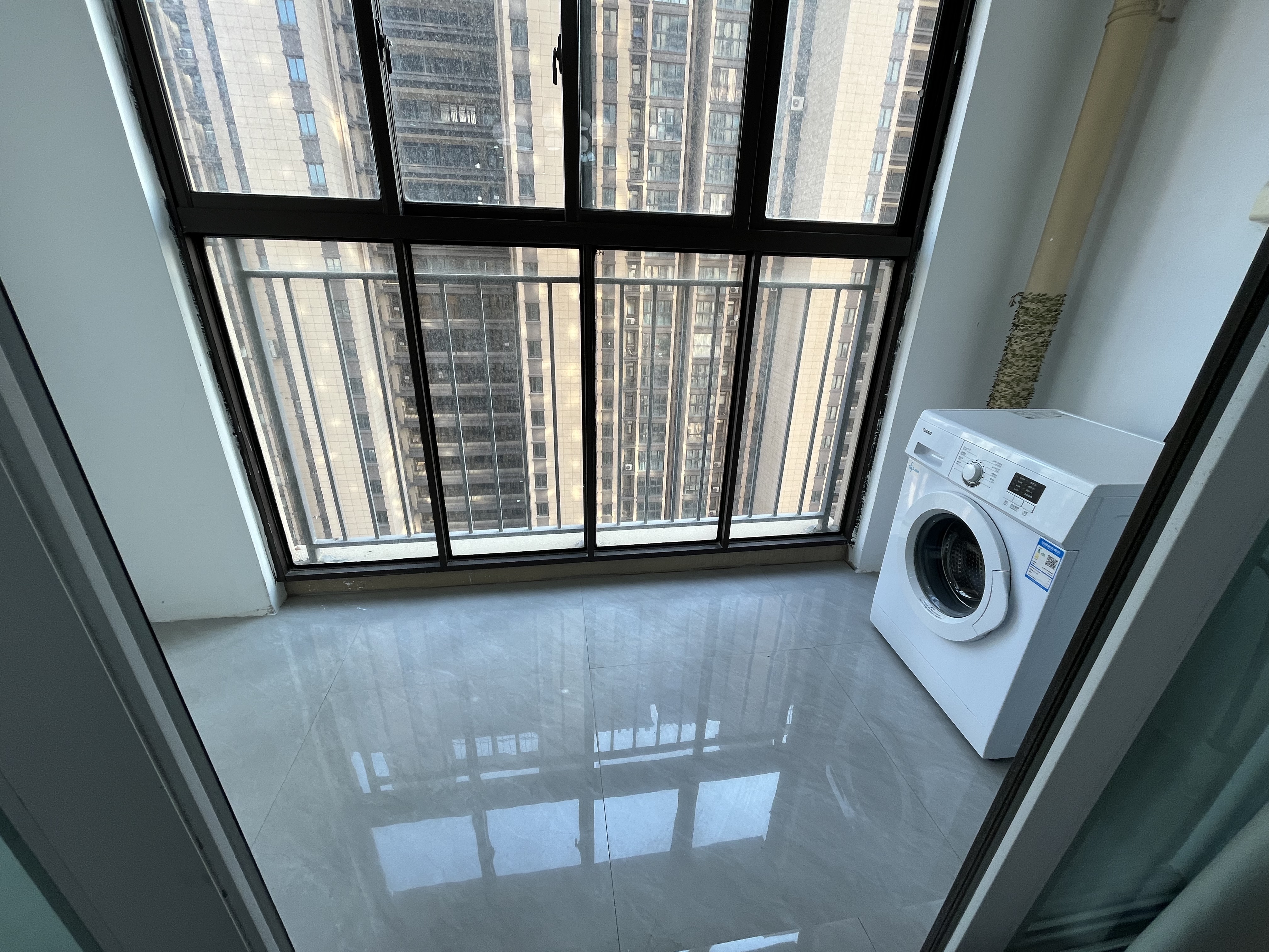 景瑞御府 3室2厅1卫 93m&sup2;