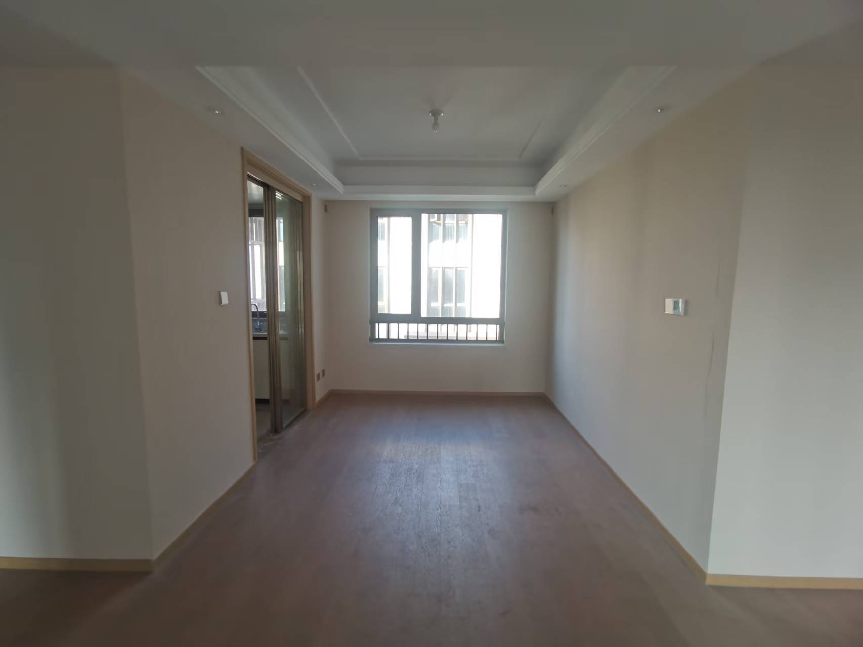 星湖泮 4室2厅2卫 141.02m&sup2;