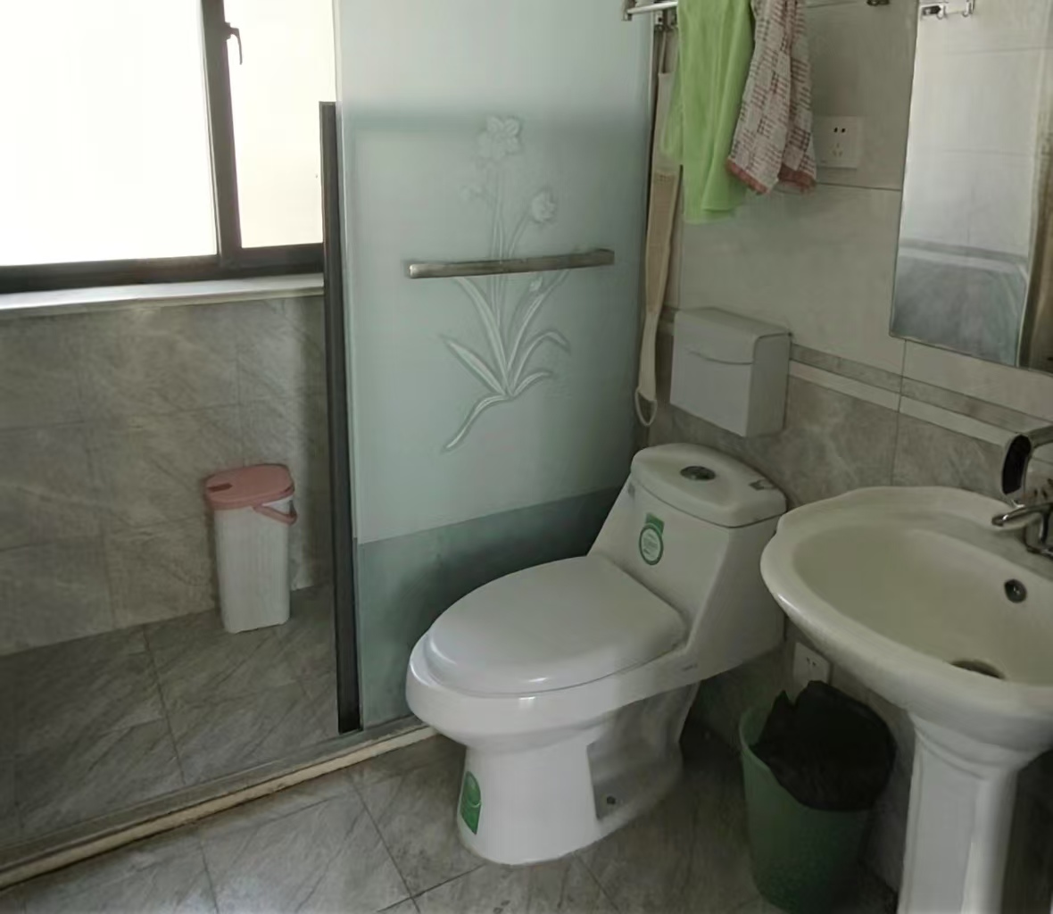 海港新村 2室1厅1卫 65.67m&sup2;