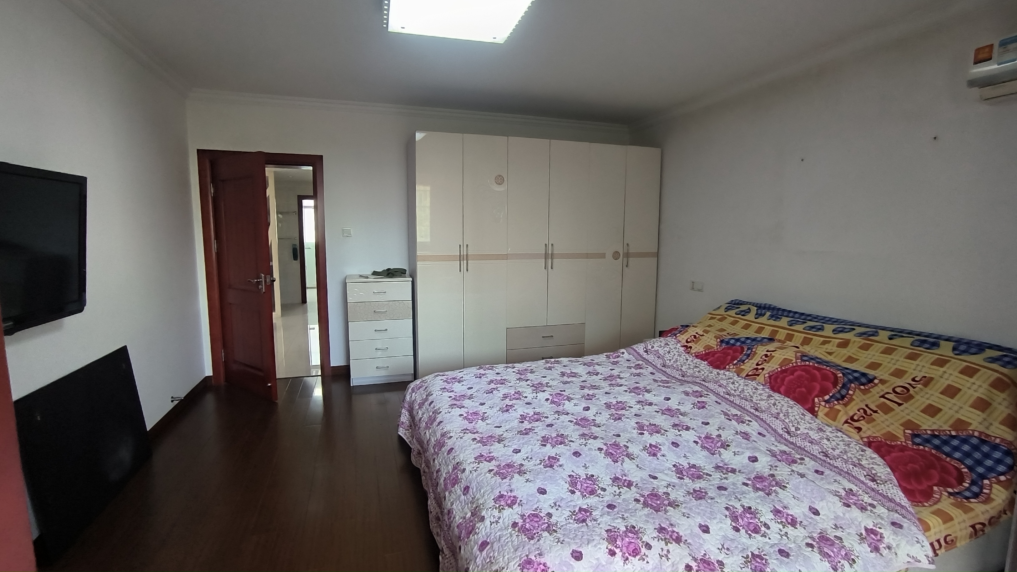 五山公寓 4室2厅1卫 144.99m&sup2;