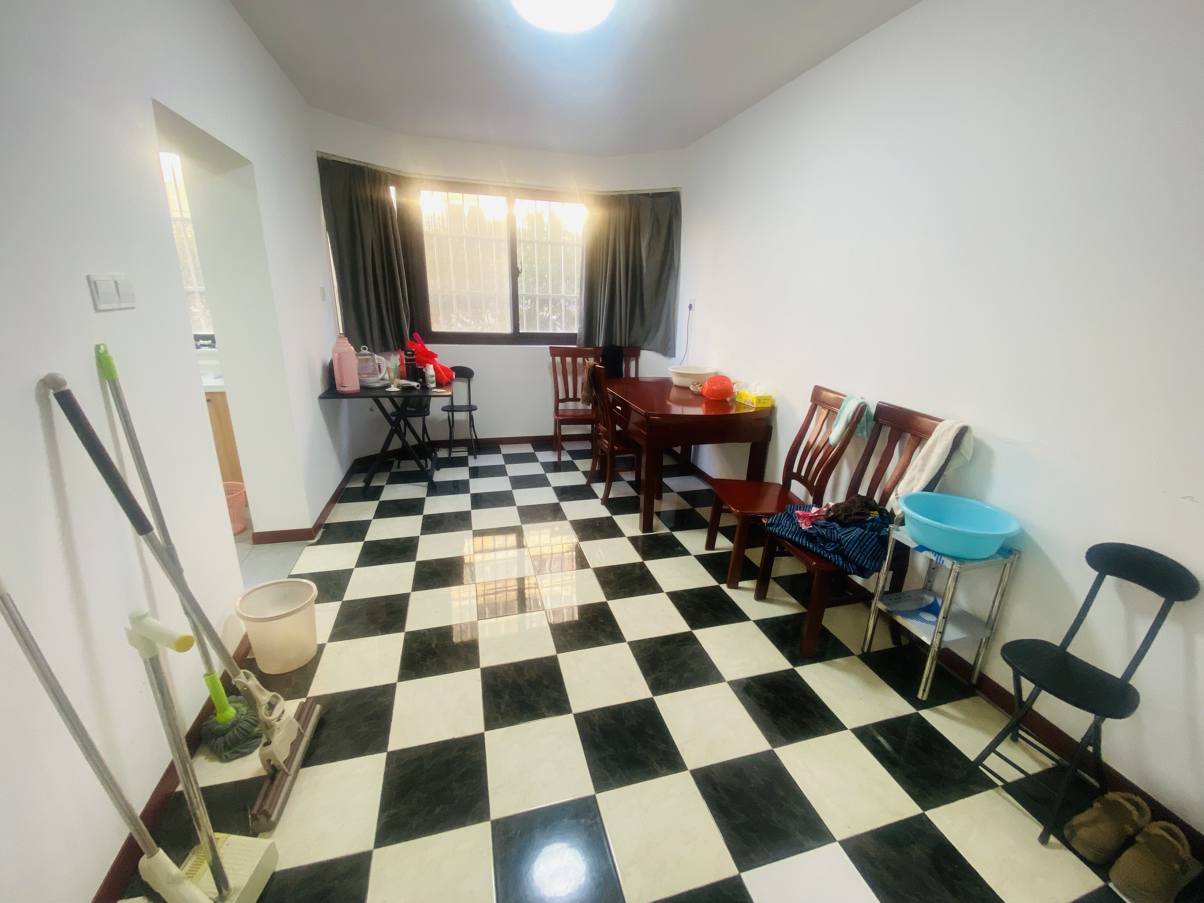 江东广场 3室2厅2卫 137.53m²