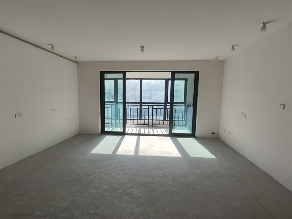 苏建阳光新城 3室2厅2卫 133m²