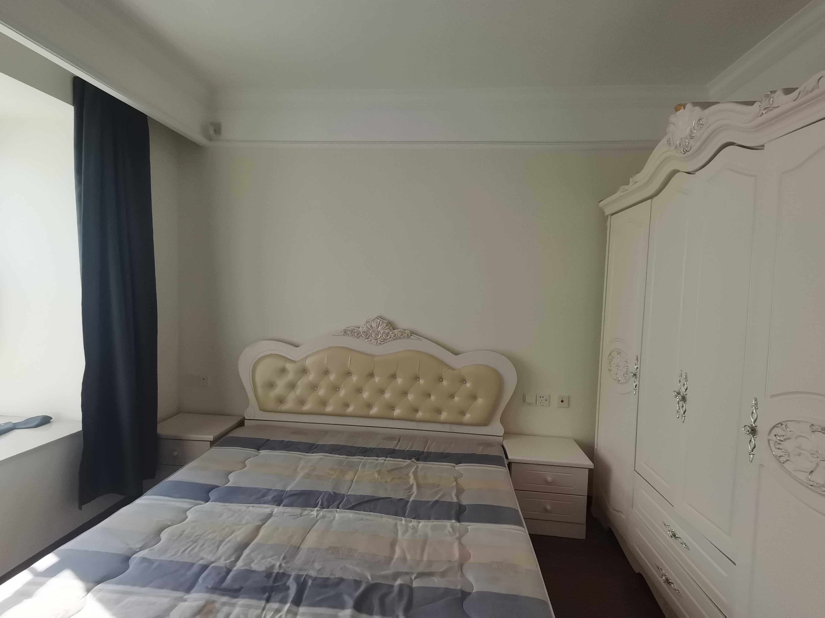 中梁望府 4室2厅2卫 136.56m²