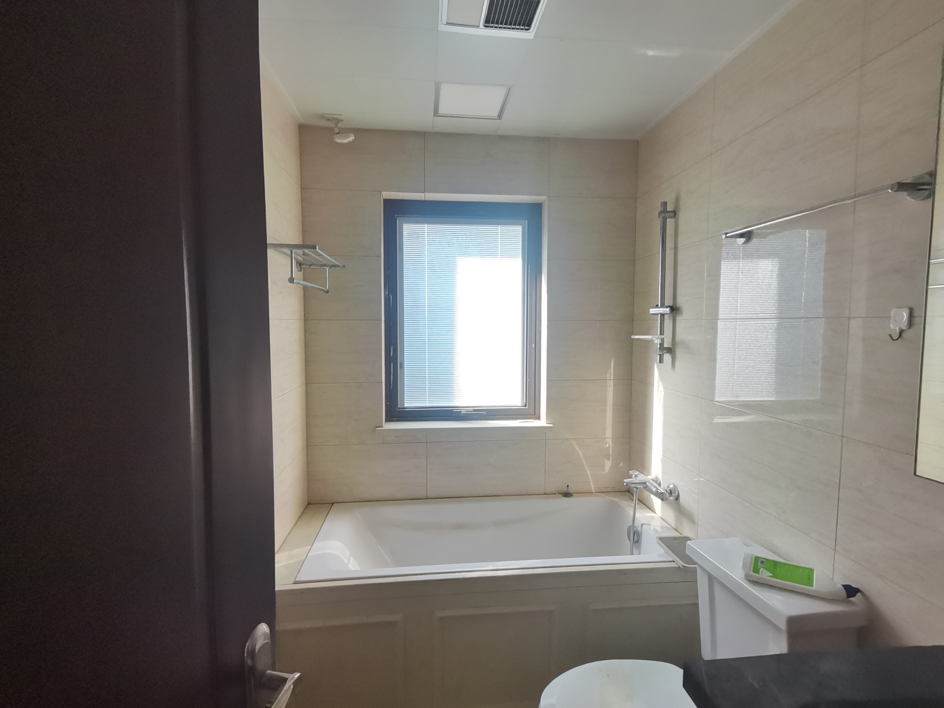 中梁望府 4室2厅2卫 136.56m²