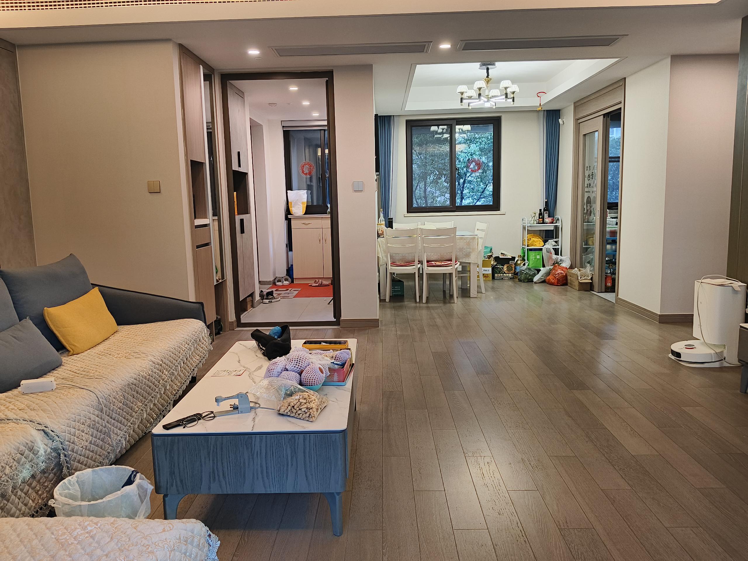 静海府 3室2厅2卫 128.5m&sup2;