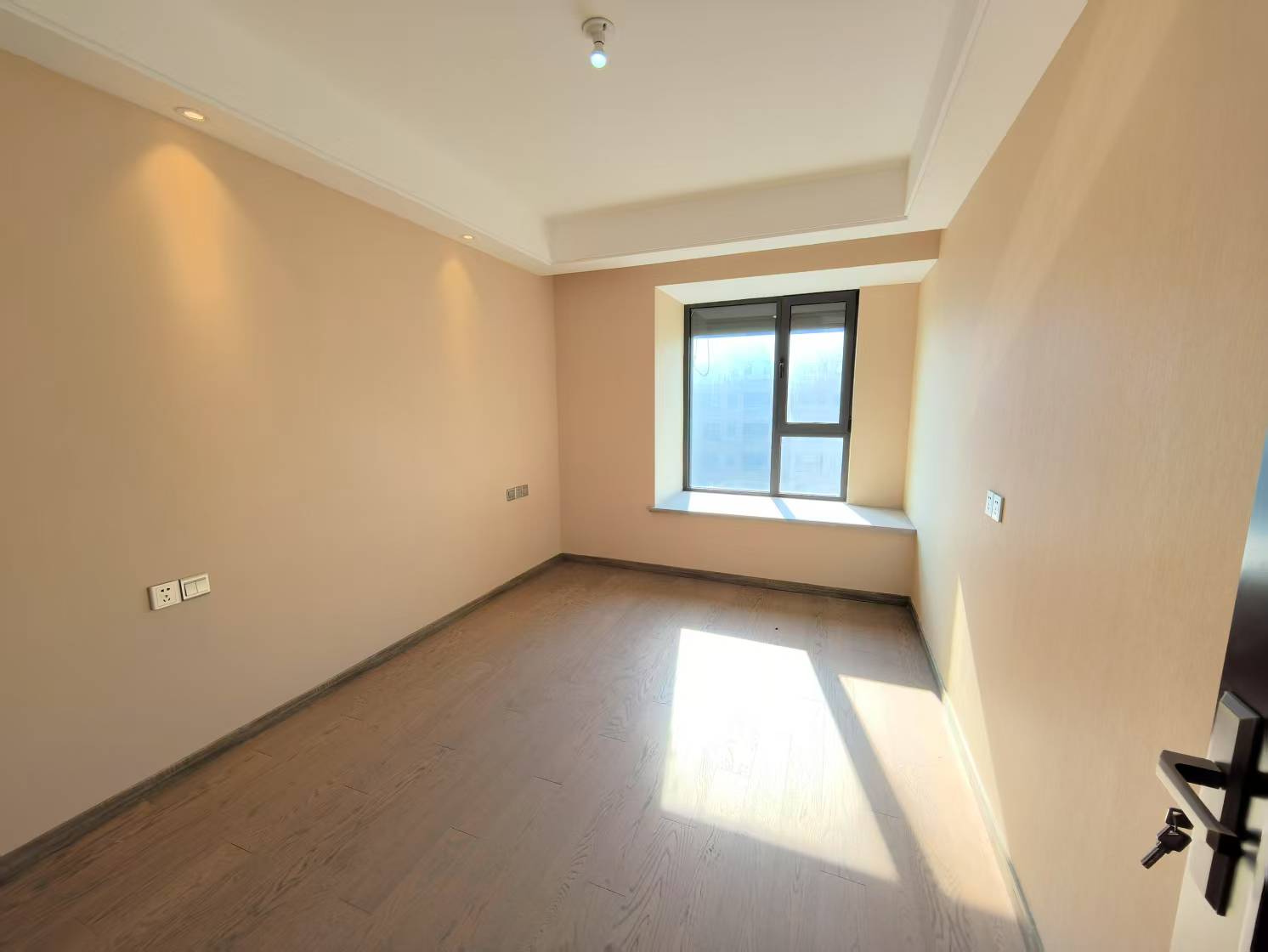 远创樾府 4室2厅2卫 128.54m&sup2;