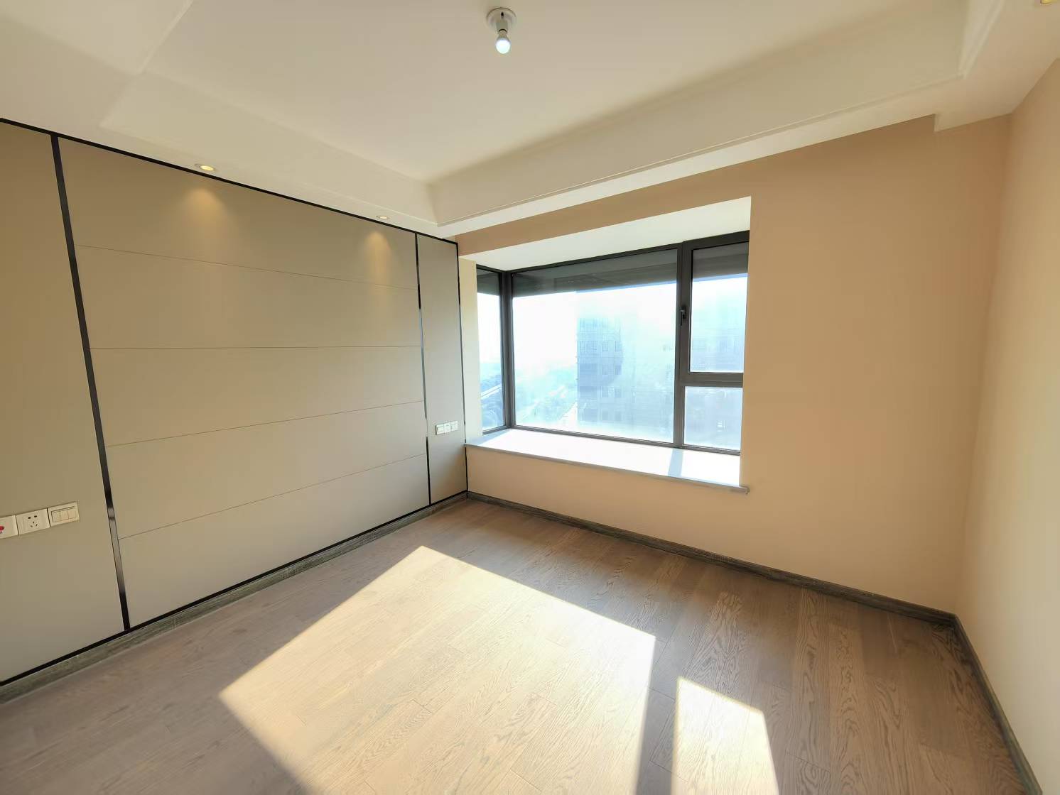 远创樾府 4室2厅2卫 128.54m&sup2;