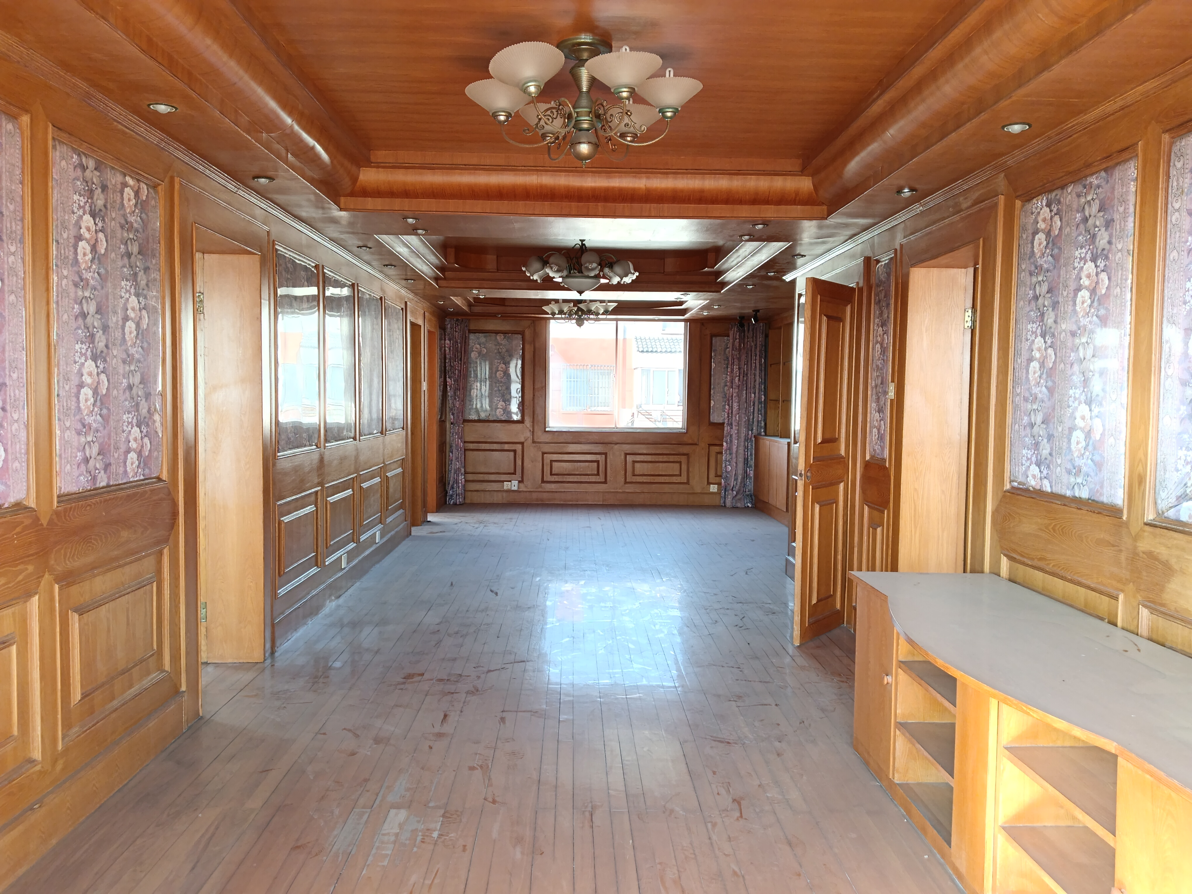 北濠桥东村 4室2厅2卫 210.92m&sup2;