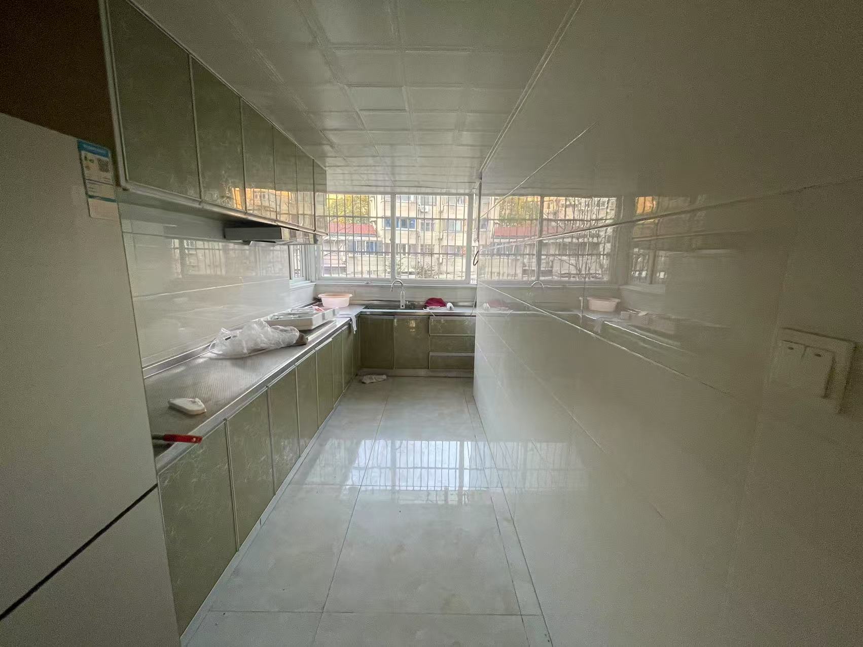 虹桥新苑 3室2厅1卫 110m&sup2;