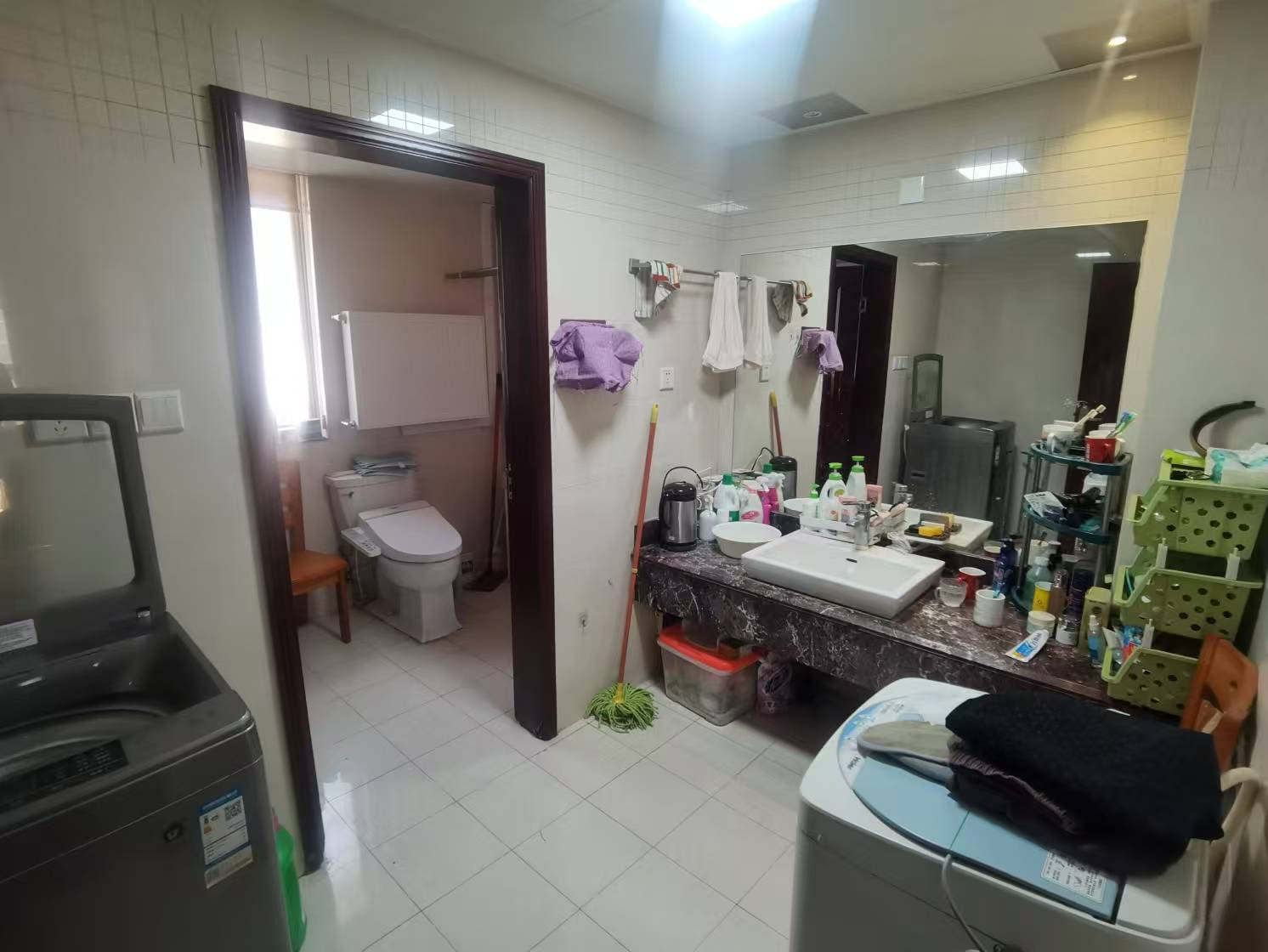 爱玛花苑 5室3厅3卫 241m&sup2;
