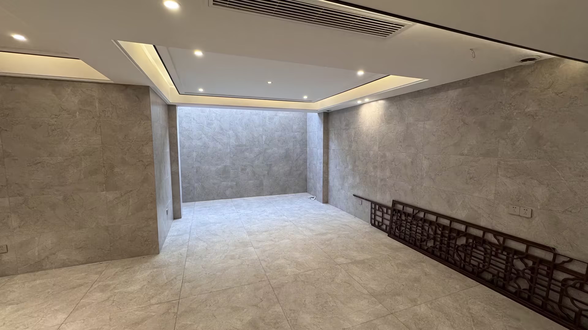 盛和九里香堤一期 5室2厅3卫 260.00m&sup2;