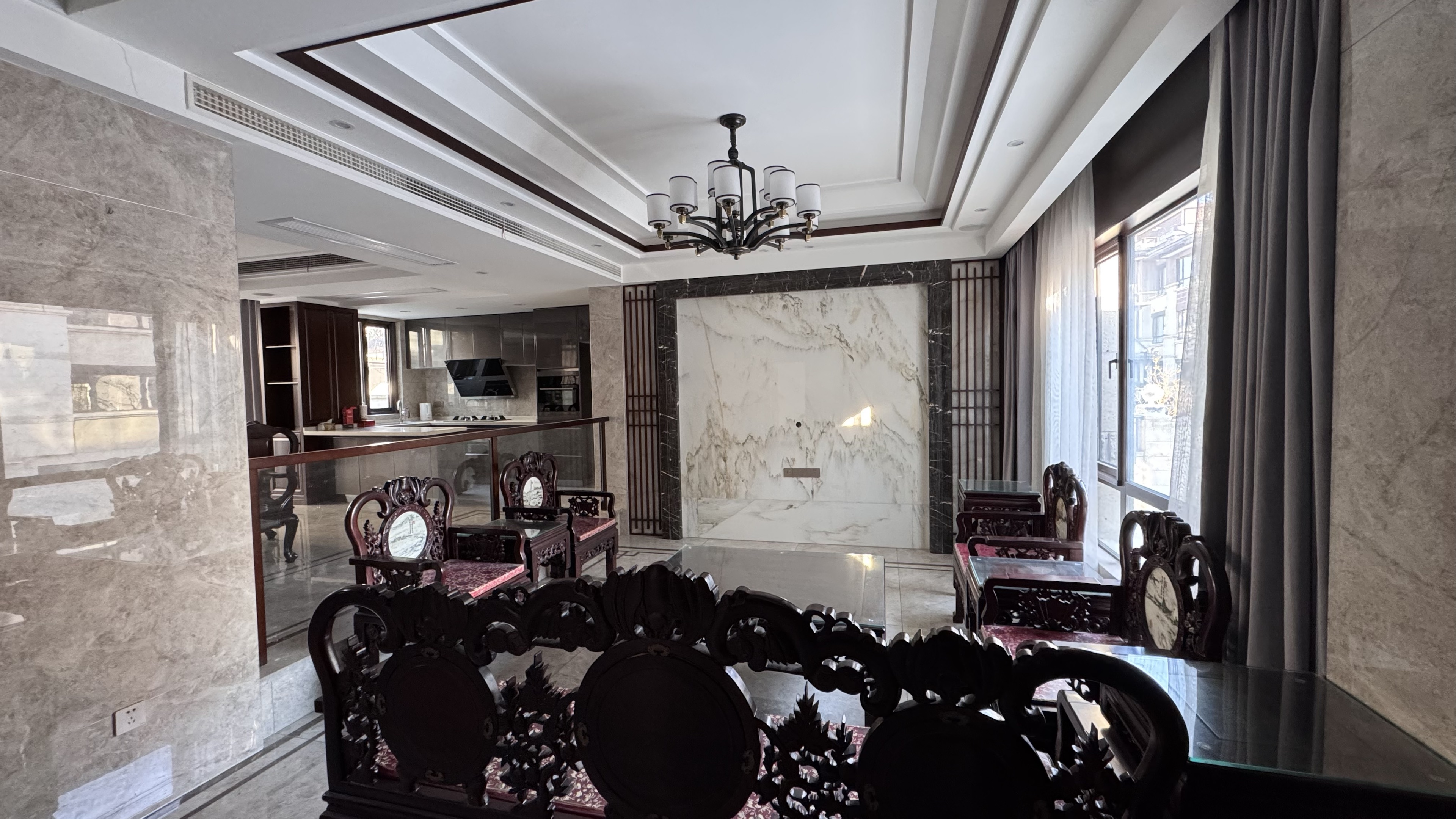 盛和九里香堤一期 5室2厅3卫 260.00m&sup2;