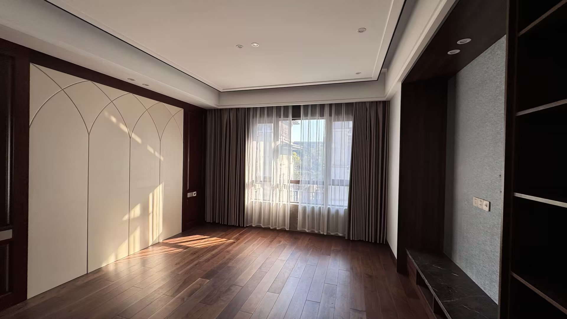 盛和九里香堤一期 5室2厅3卫 260.00m&sup2;