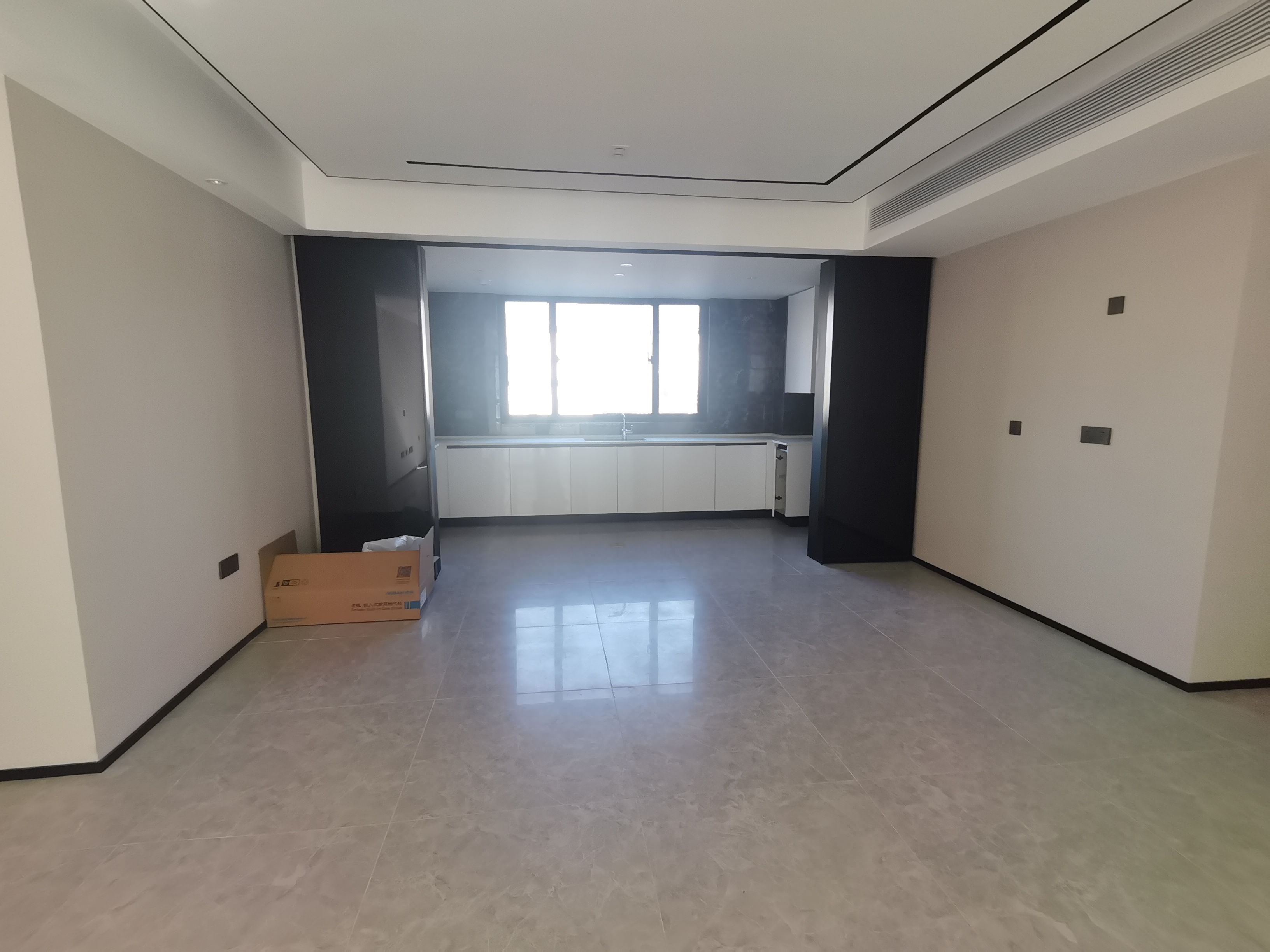 万科官山望 4室2厅2卫 168.65m&sup2;