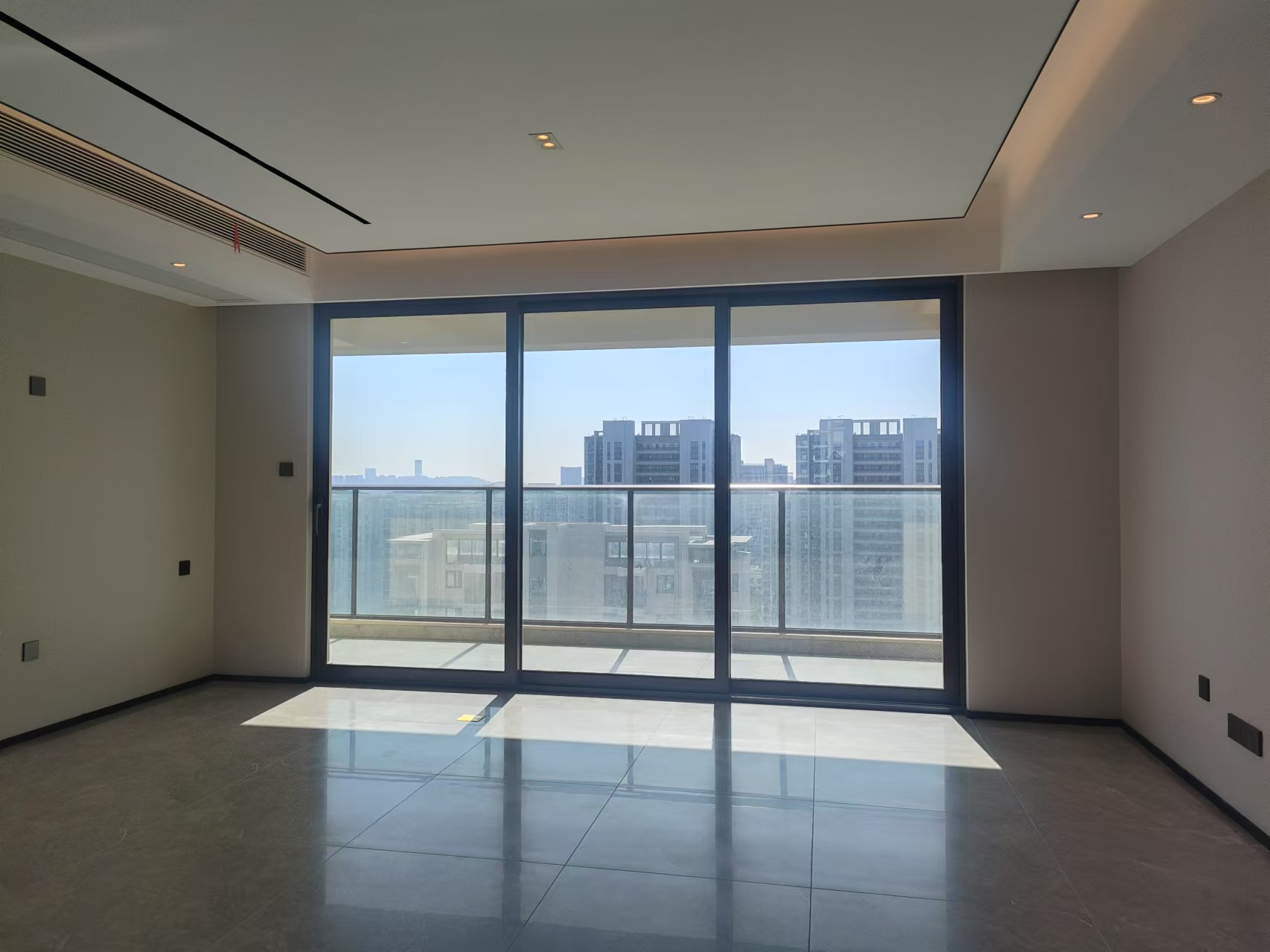 万科·揽境(揽境花苑) 4室2厅3卫 189.56m²