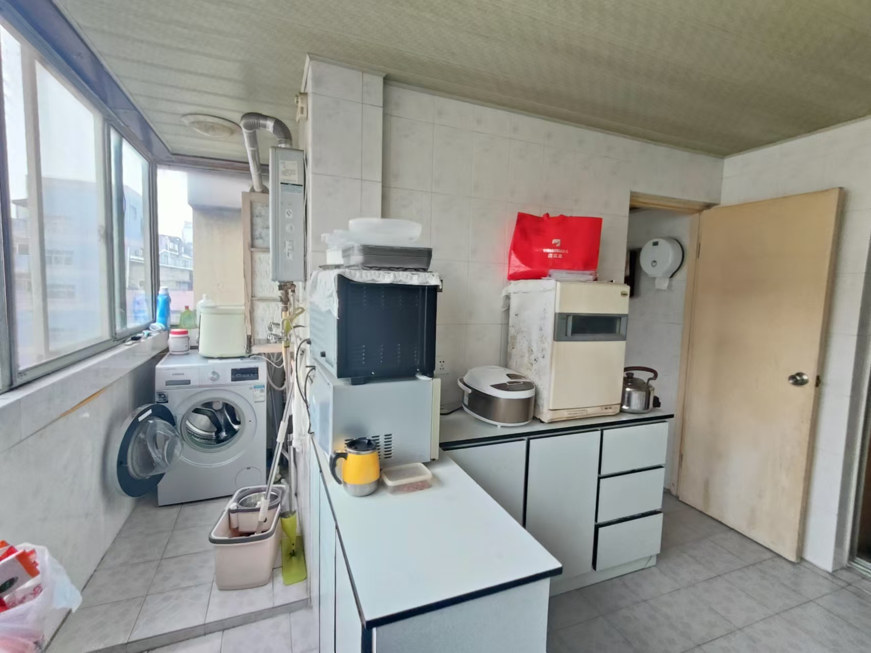 百花军宅苑 4室2厅1卫 68.06m²