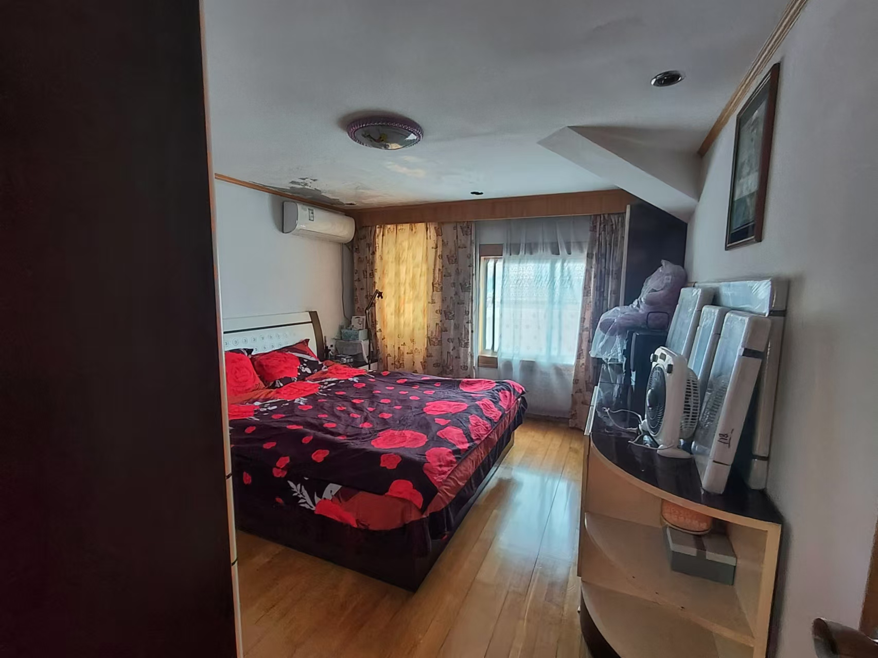 百花军宅苑 4室2厅1卫 68.06m²
