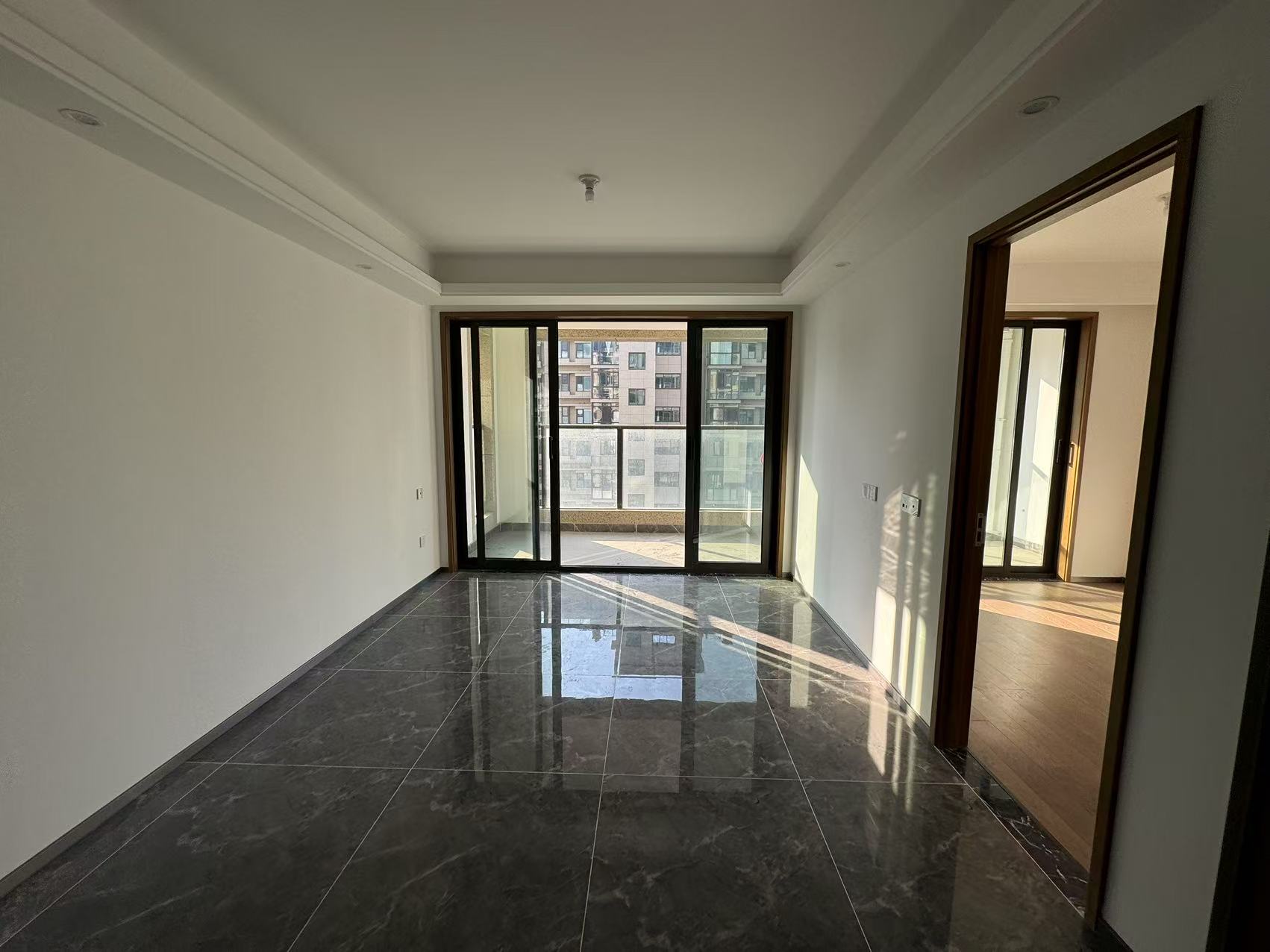 远创宸樾 3室2厅1卫 99.45m²