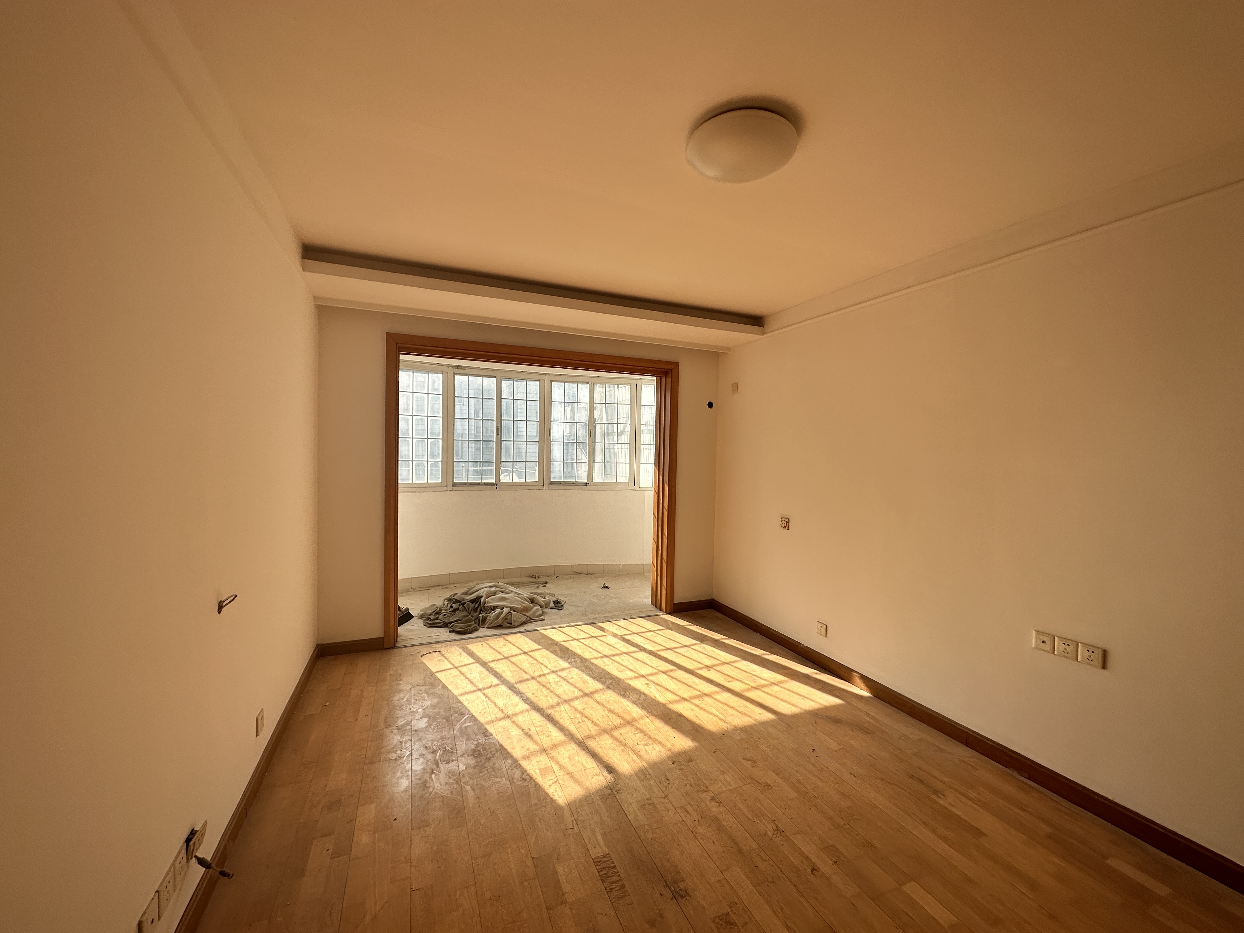 八仙花苑 3室2厅2卫 135.96m&sup2;