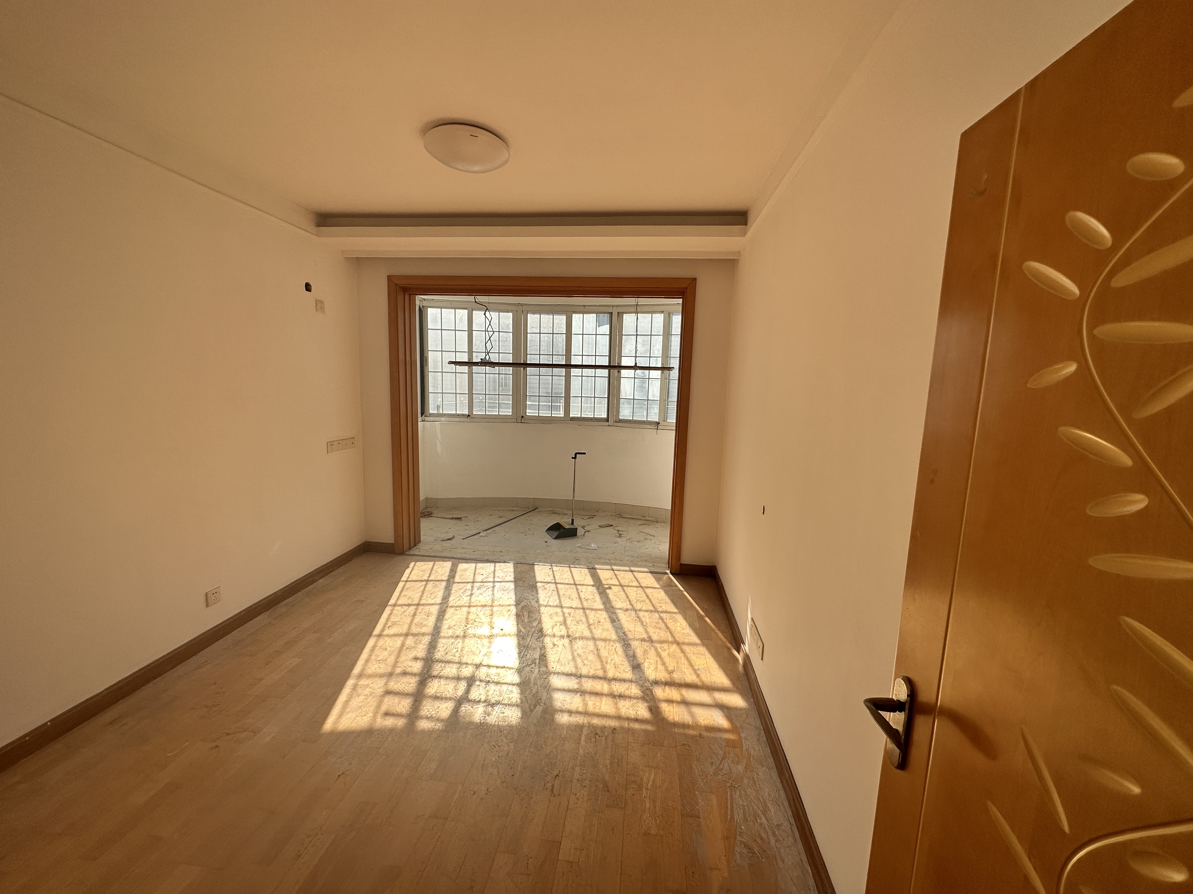 八仙花苑 3室2厅2卫 135.96m&sup2;