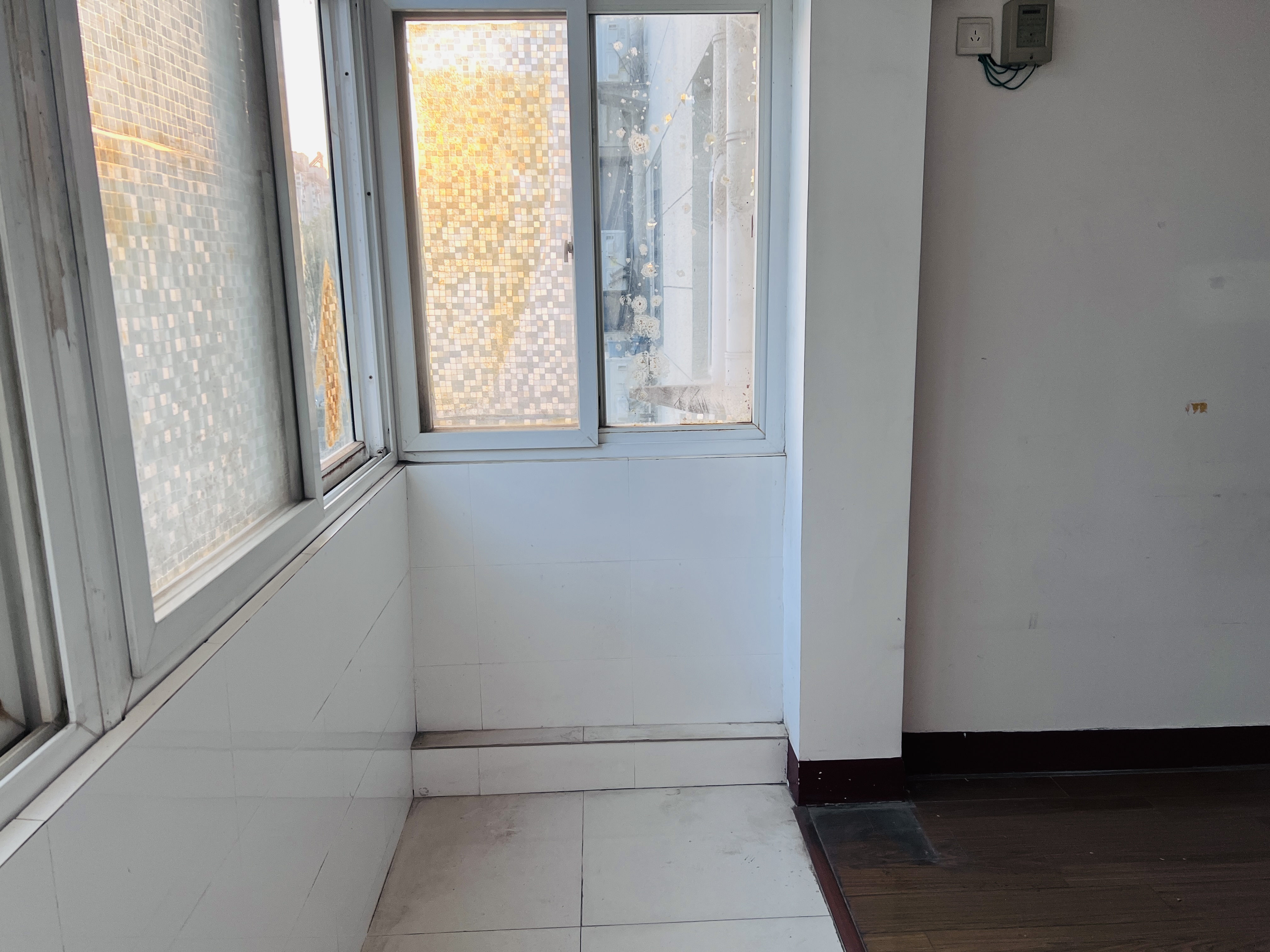 虹桥新村(朝霞路) 2室2厅1卫 71.18m²