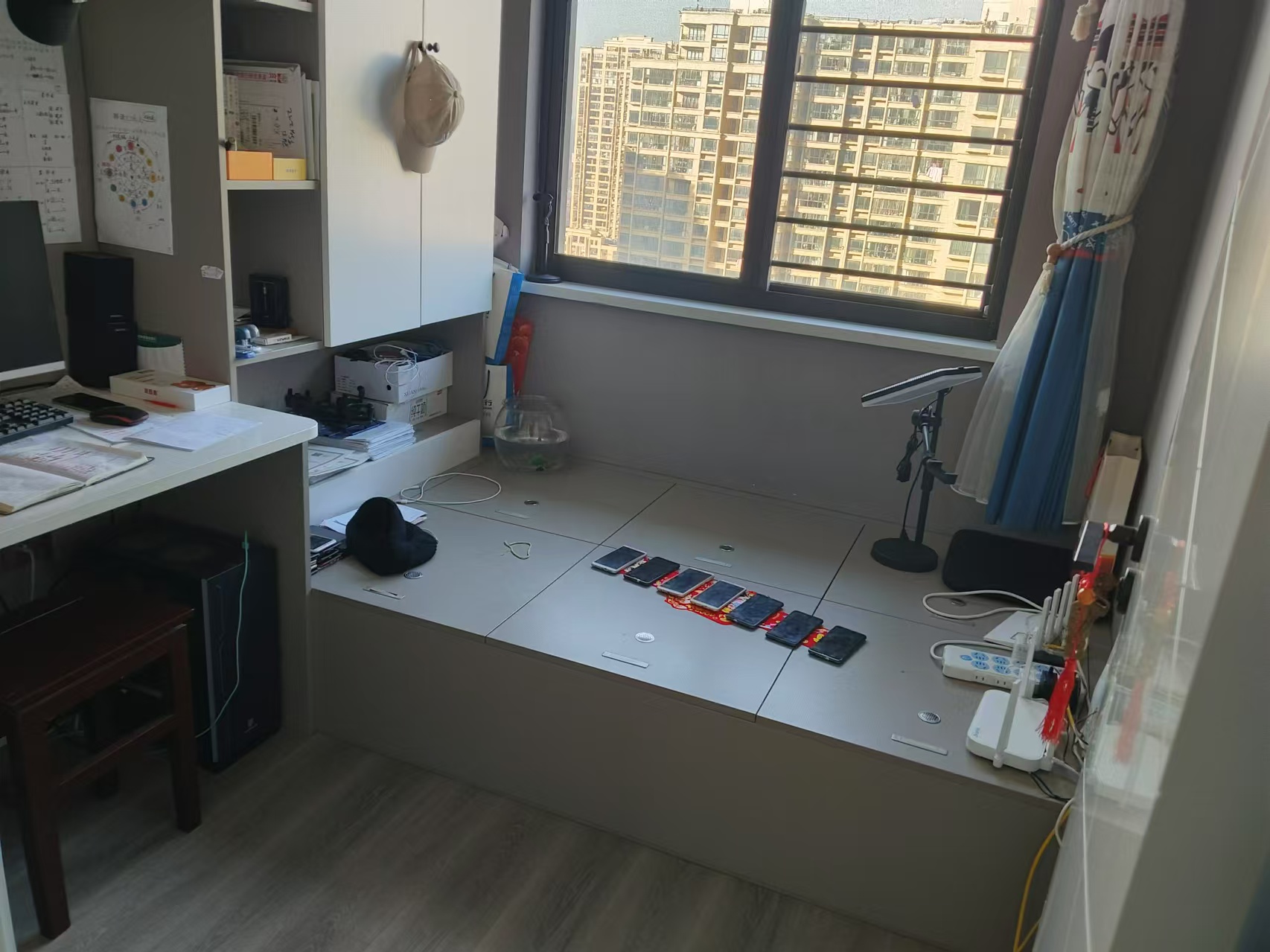 中港翡翠城 4室2厅1卫 107.53m²