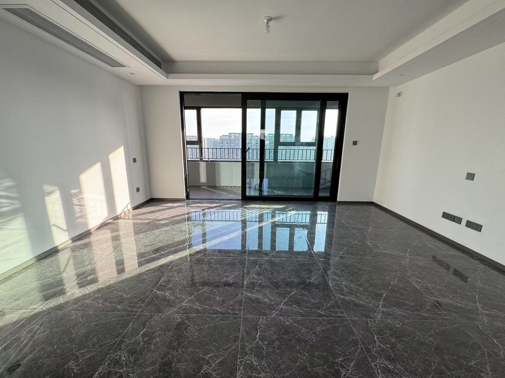 招商公园道 4室2厅2卫 157.06m²